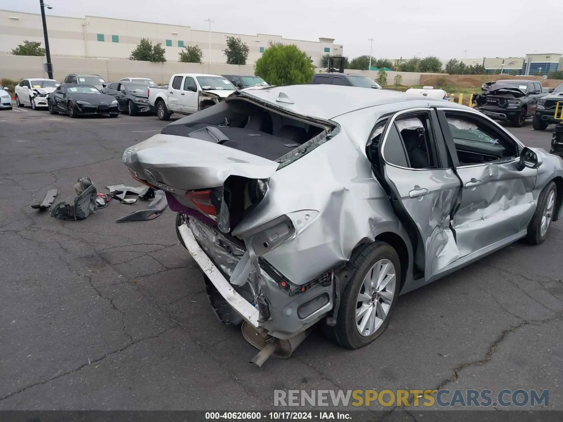 4 fotografías del automóvil dañado 4T1R11AK4MU498384 TOYOTA CAMRY 2021
