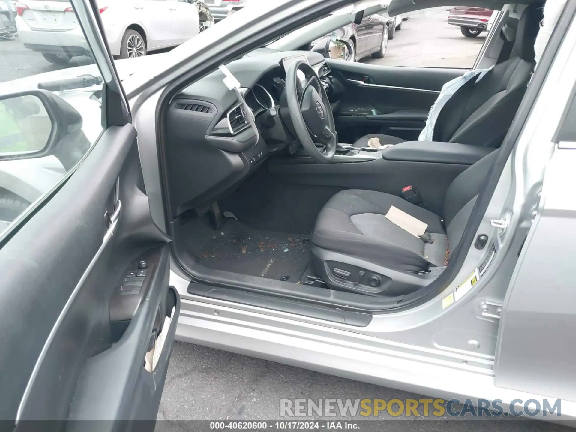 5 fotografías del automóvil dañado 4T1R11AK4MU498384 TOYOTA CAMRY 2021