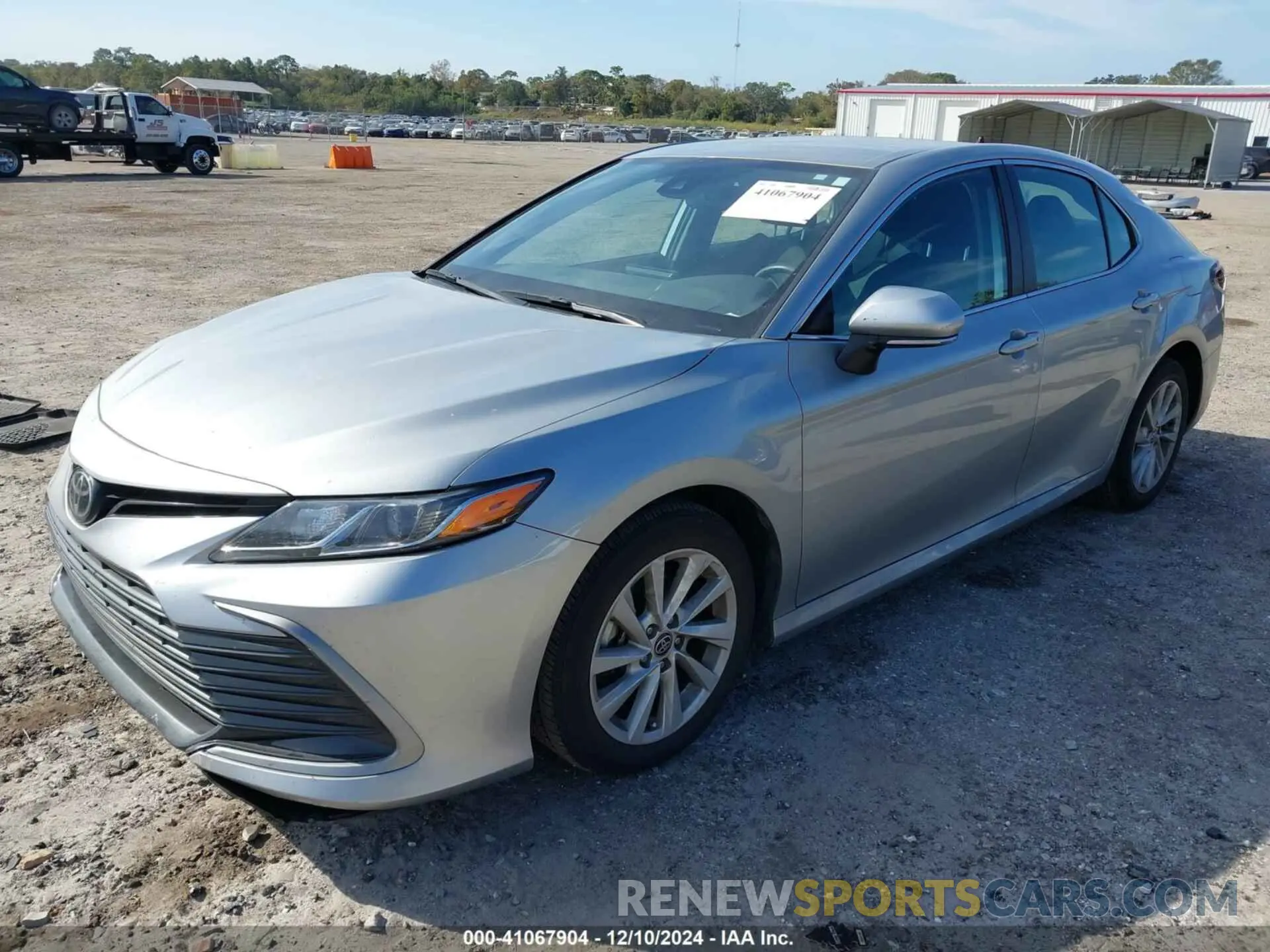 2 fotografías del automóvil dañado 4T1R11AK5MU494117 TOYOTA CAMRY 2021