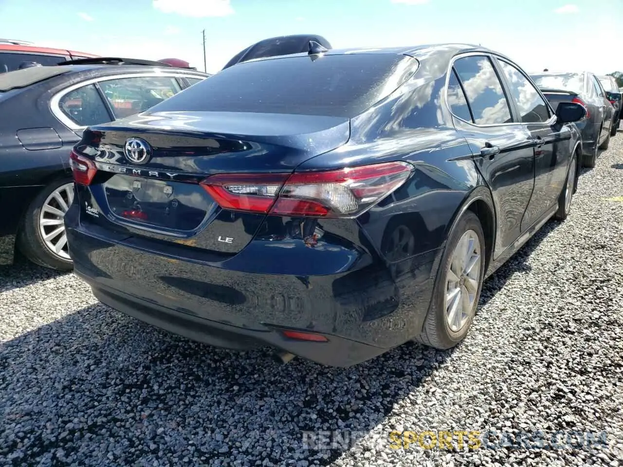 4 fotografías del automóvil dañado 4T1R11AK7MU574423 TOYOTA CAMRY 2021