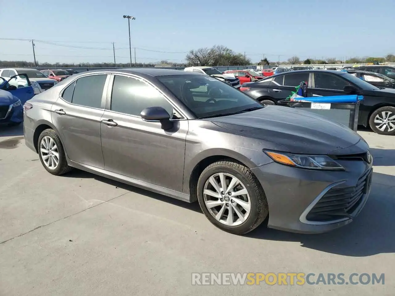 4 fotografías del automóvil dañado 4T1R11AK8MU460477 TOYOTA CAMRY 2021