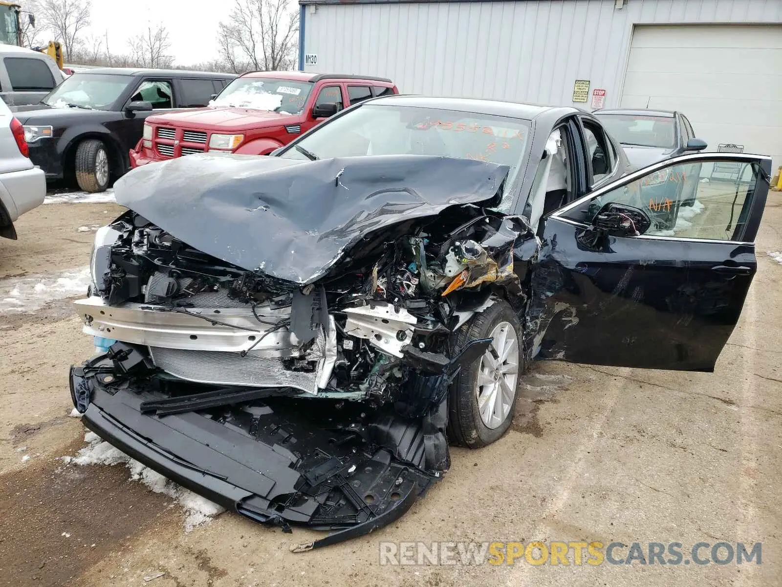 2 fotografías del automóvil dañado 4T1R11BK4MU022585 TOYOTA CAMRY 2021