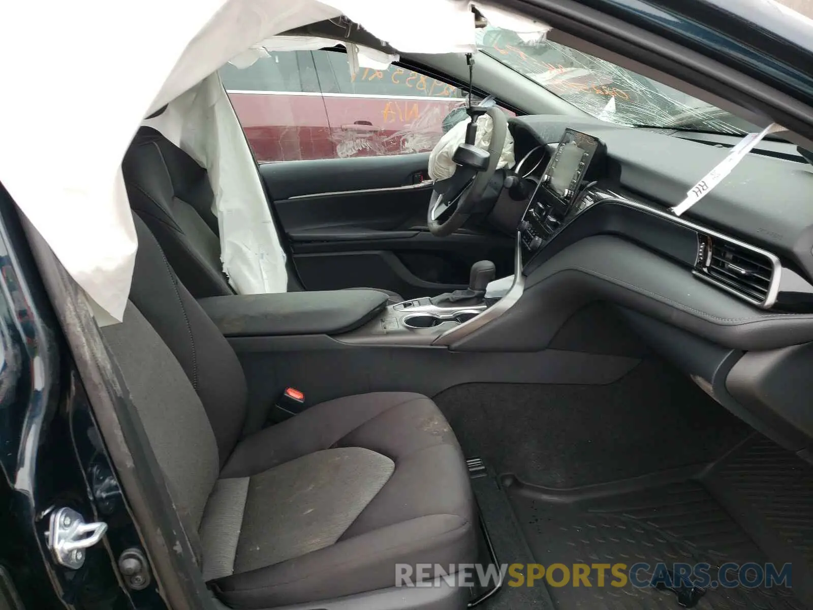 5 fotografías del automóvil dañado 4T1R11BK4MU022585 TOYOTA CAMRY 2021