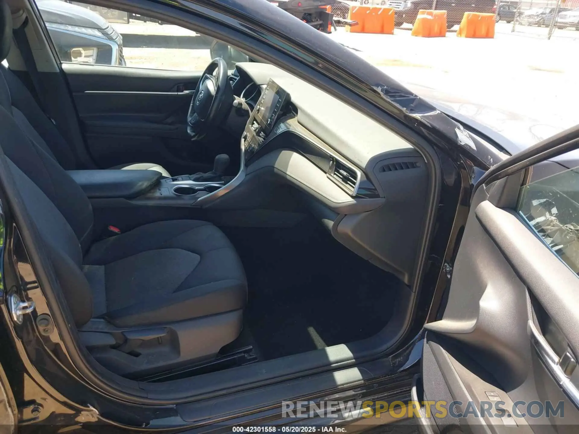 5 fotografías del automóvil dañado 4T1R11BK5MU025785 TOYOTA CAMRY 2021
