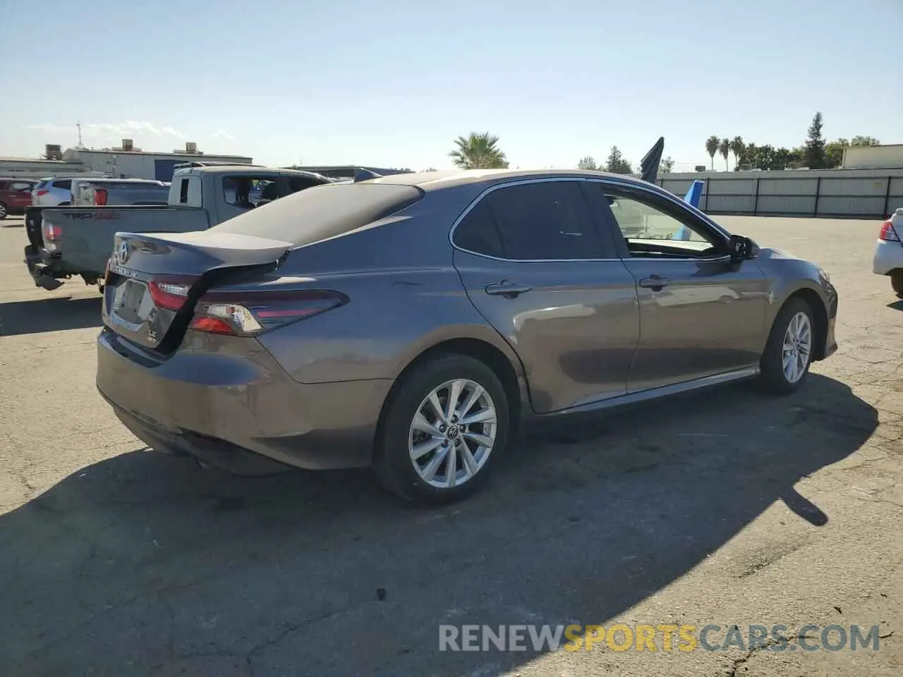 3 fotografías del automóvil dañado 4T1R11BK5MU032347 TOYOTA CAMRY 2021