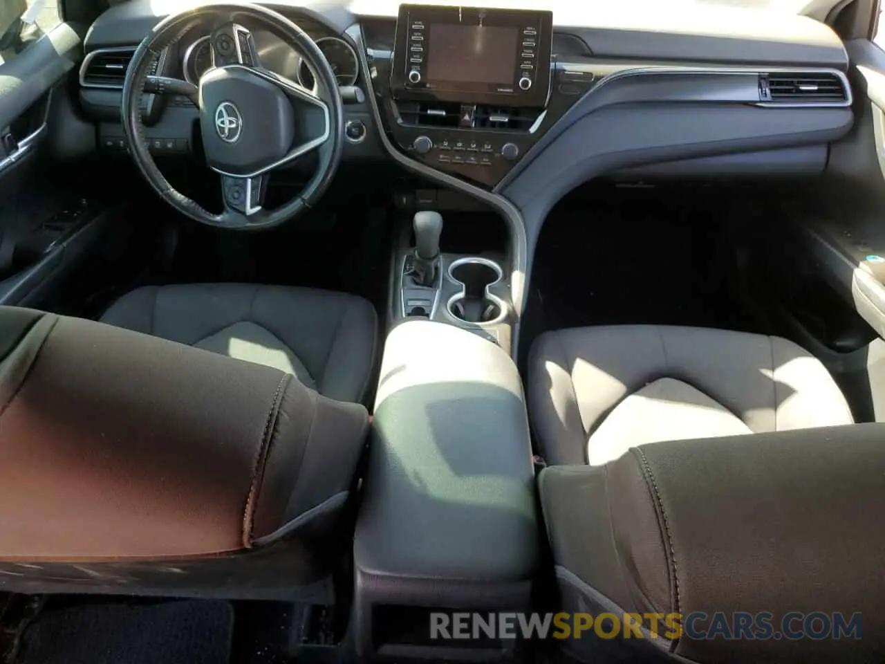 8 fotografías del automóvil dañado 4T1R11BK5MU032347 TOYOTA CAMRY 2021