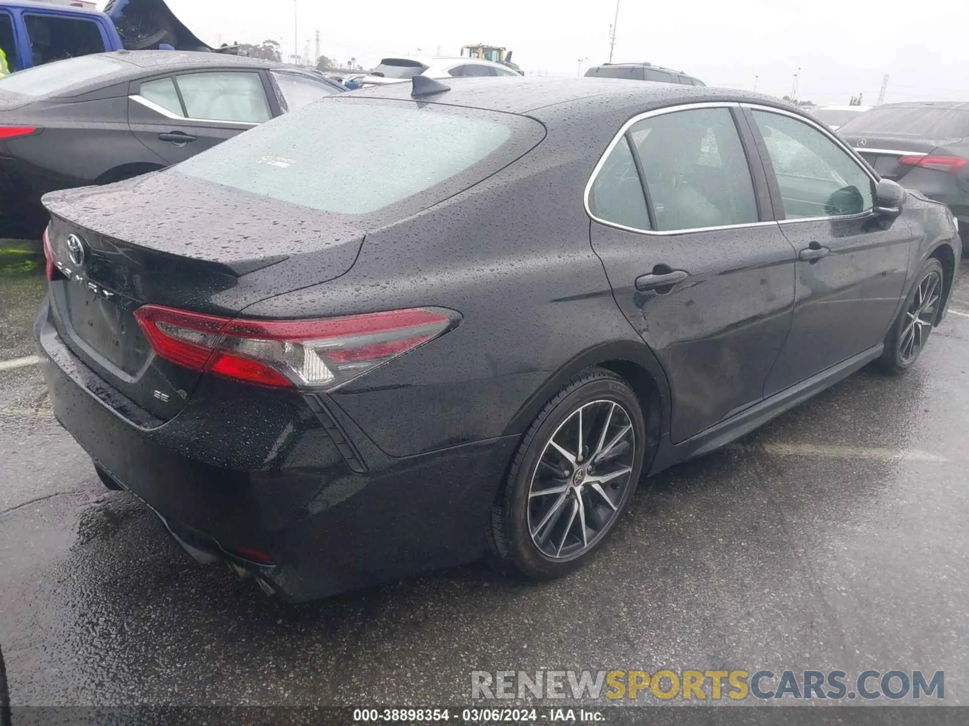 4 fotografías del automóvil dañado 4T1S11AK4MU468075 TOYOTA CAMRY 2021