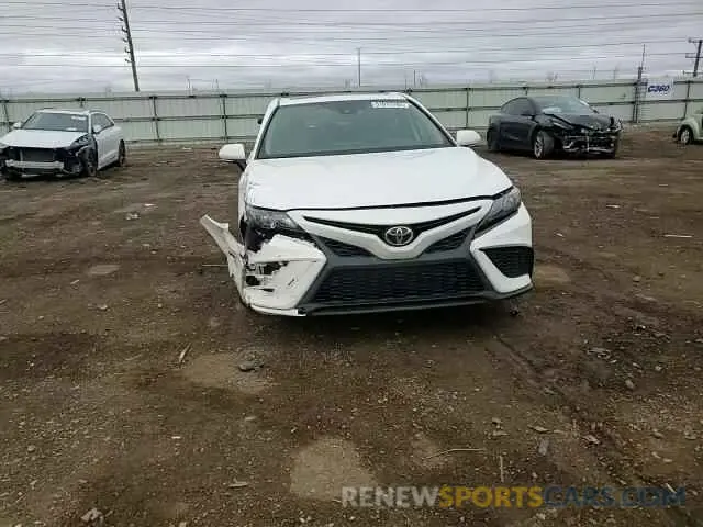 11 fotografías del automóvil dañado 4T1S11AK5MU561378 TOYOTA CAMRY 2021