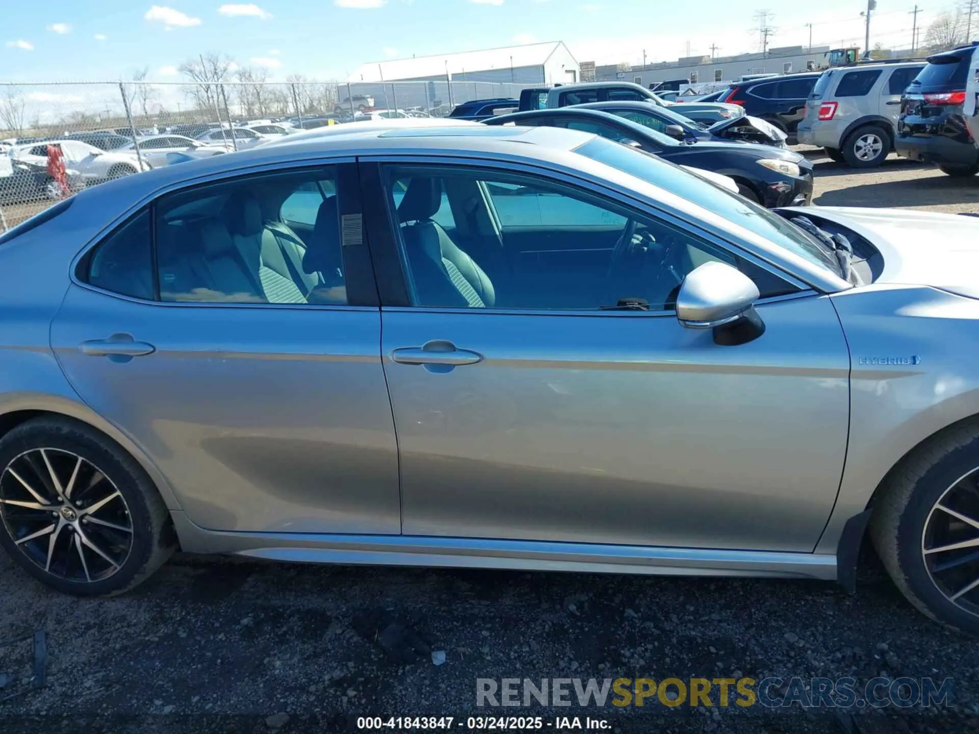 13 fotografías del automóvil dañado 4T1S31AK0MU021656 TOYOTA CAMRY 2021