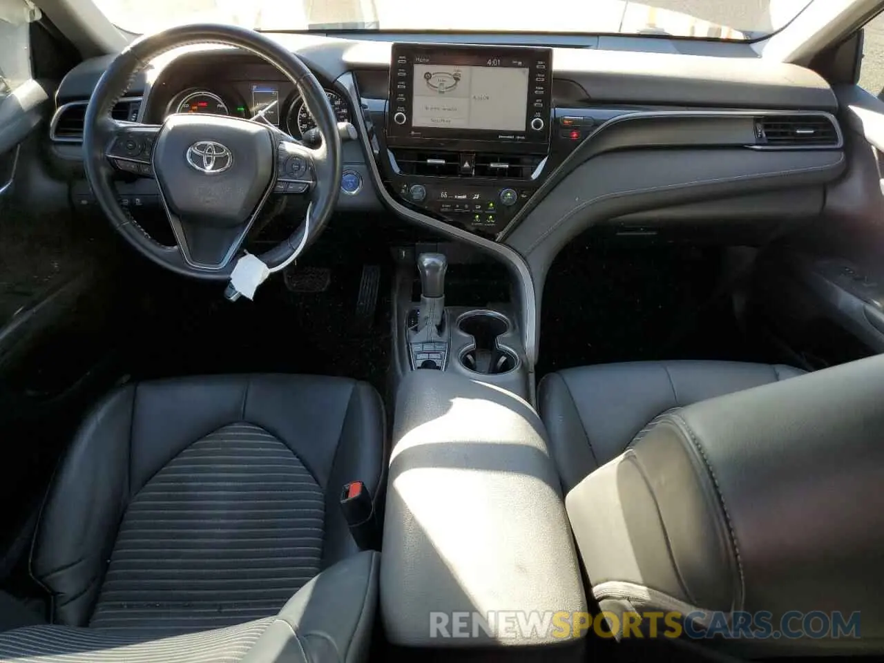 8 fotografías del automóvil dañado 4T1S31AK3MU548249 TOYOTA CAMRY 2021