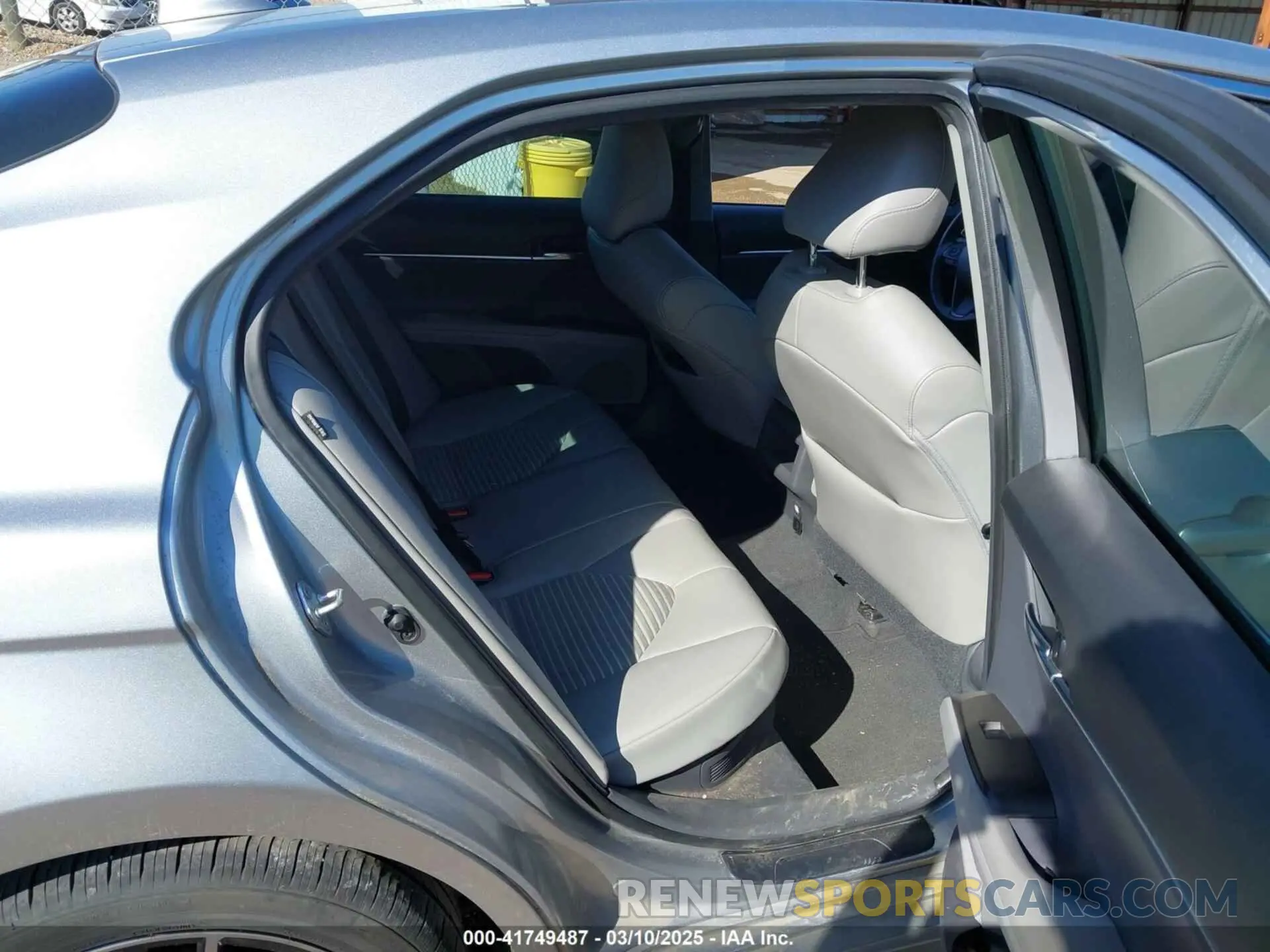 8 fotografías del automóvil dañado 4T1S31AK3MU567450 TOYOTA CAMRY 2021