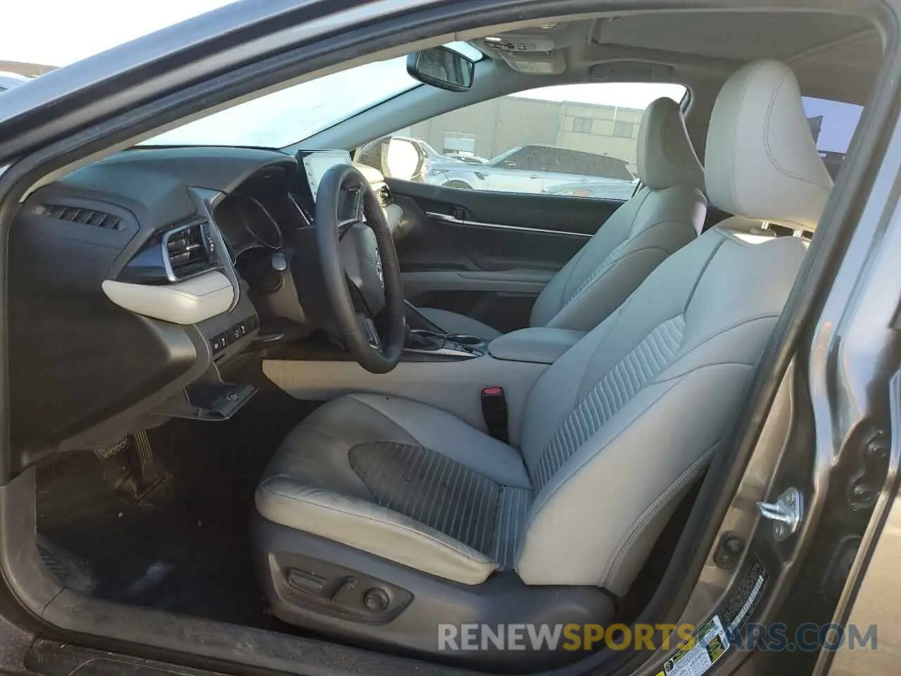 7 fotografías del automóvil dañado 4T1S31AK5MU559219 TOYOTA CAMRY 2021