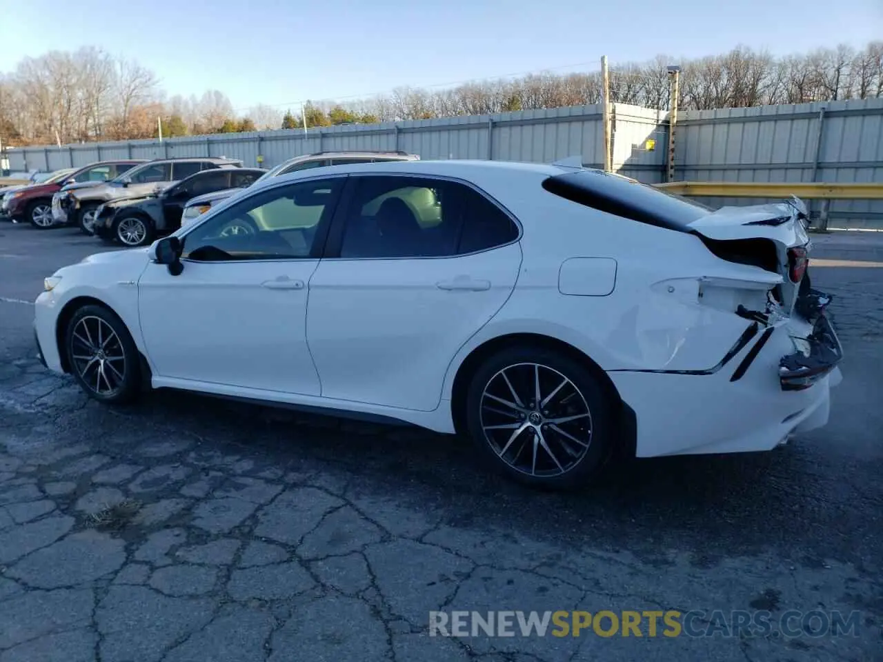2 fotografías del automóvil dañado 4T1S31AK6MU554787 TOYOTA CAMRY 2021