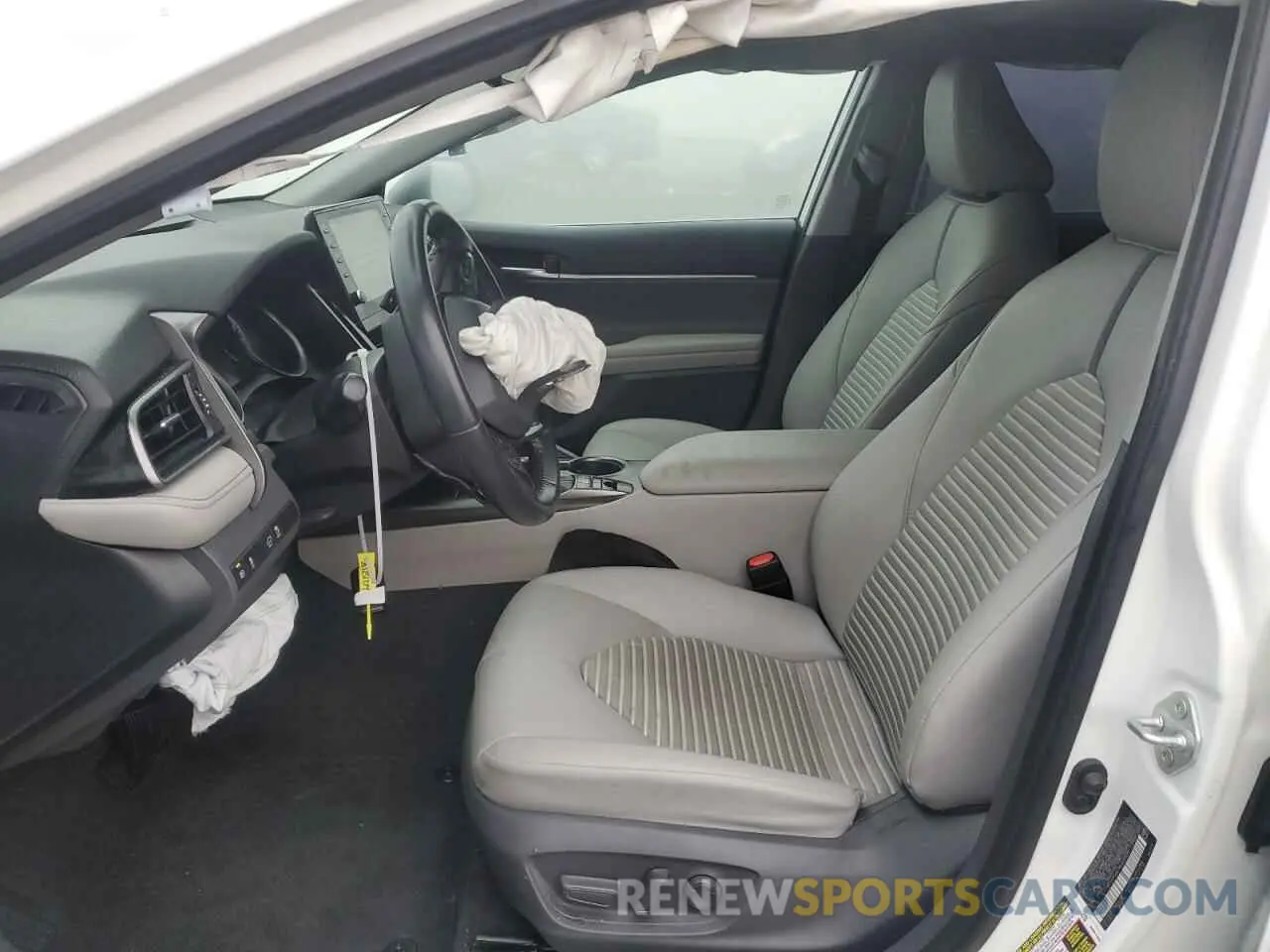 7 fotografías del automóvil dañado 4T1S31AK7MU569959 TOYOTA CAMRY 2021