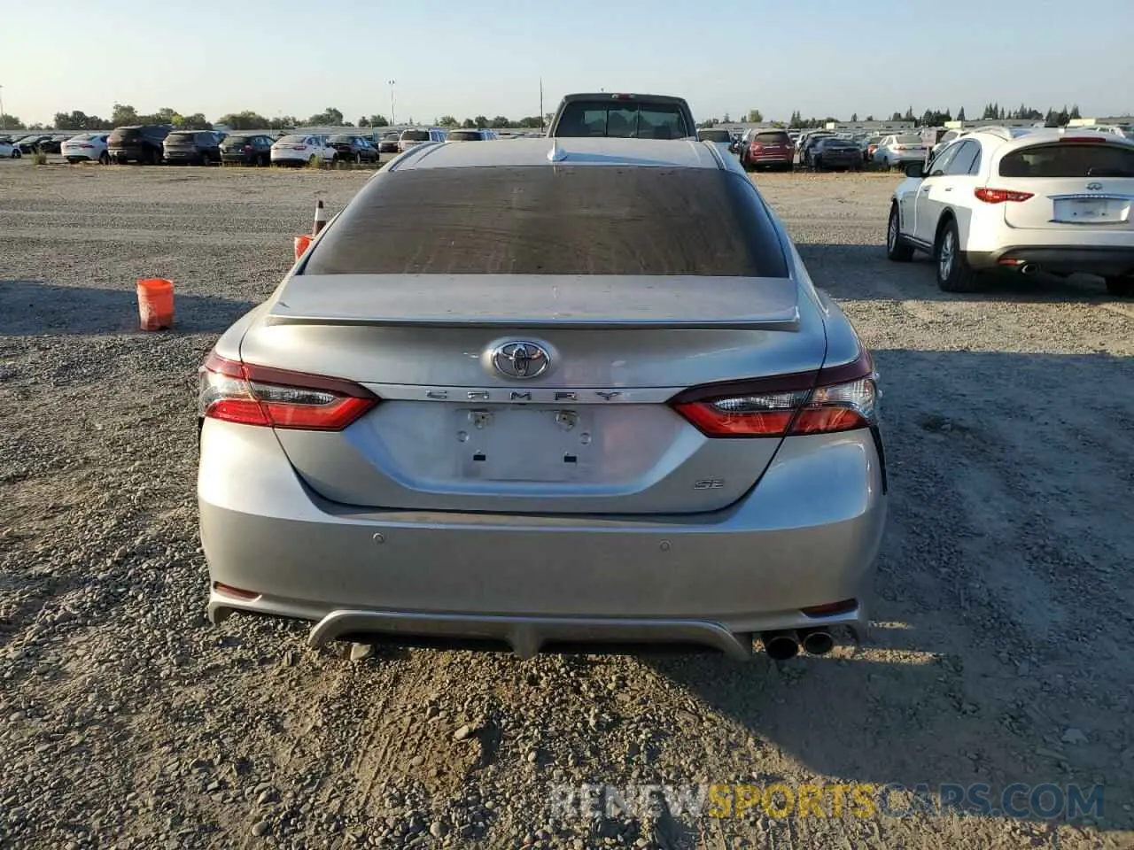 6 fotografías del automóvil dañado 4T1T11AK0MU405589 TOYOTA CAMRY 2021