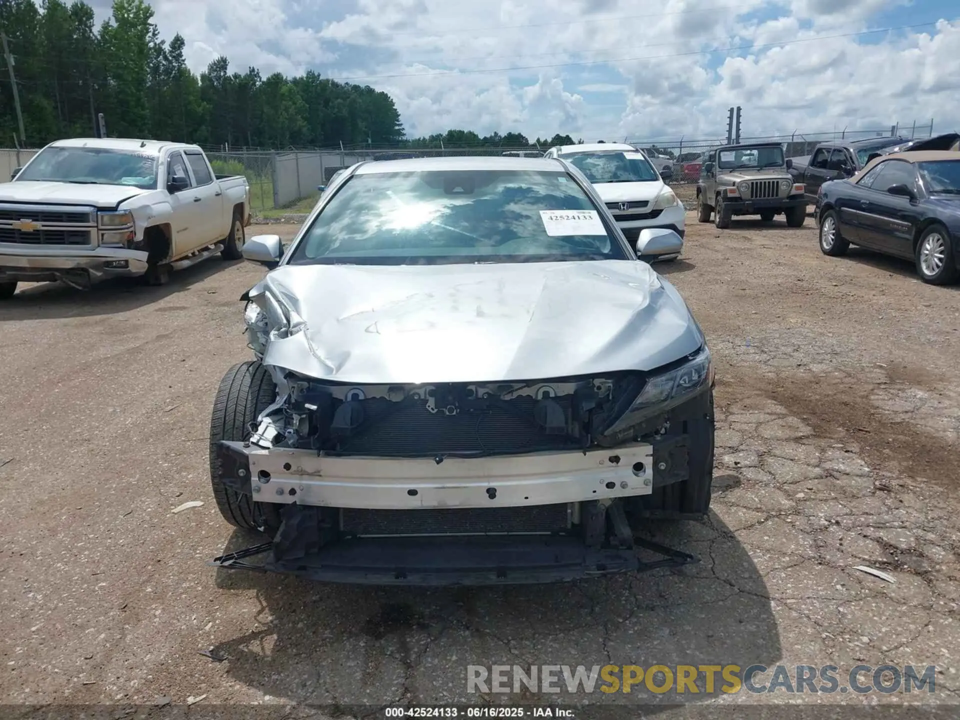 13 fotografías del automóvil dañado 4T1T11AK0MU425521 TOYOTA CAMRY 2021
