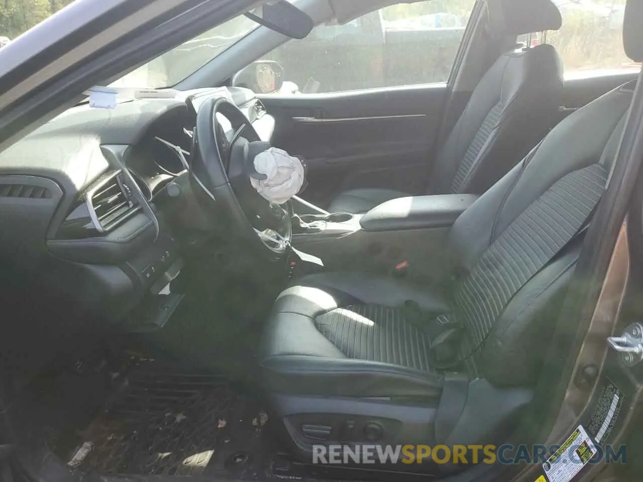 7 fotografías del automóvil dañado 4T1T11AK0MU439726 TOYOTA CAMRY 2021