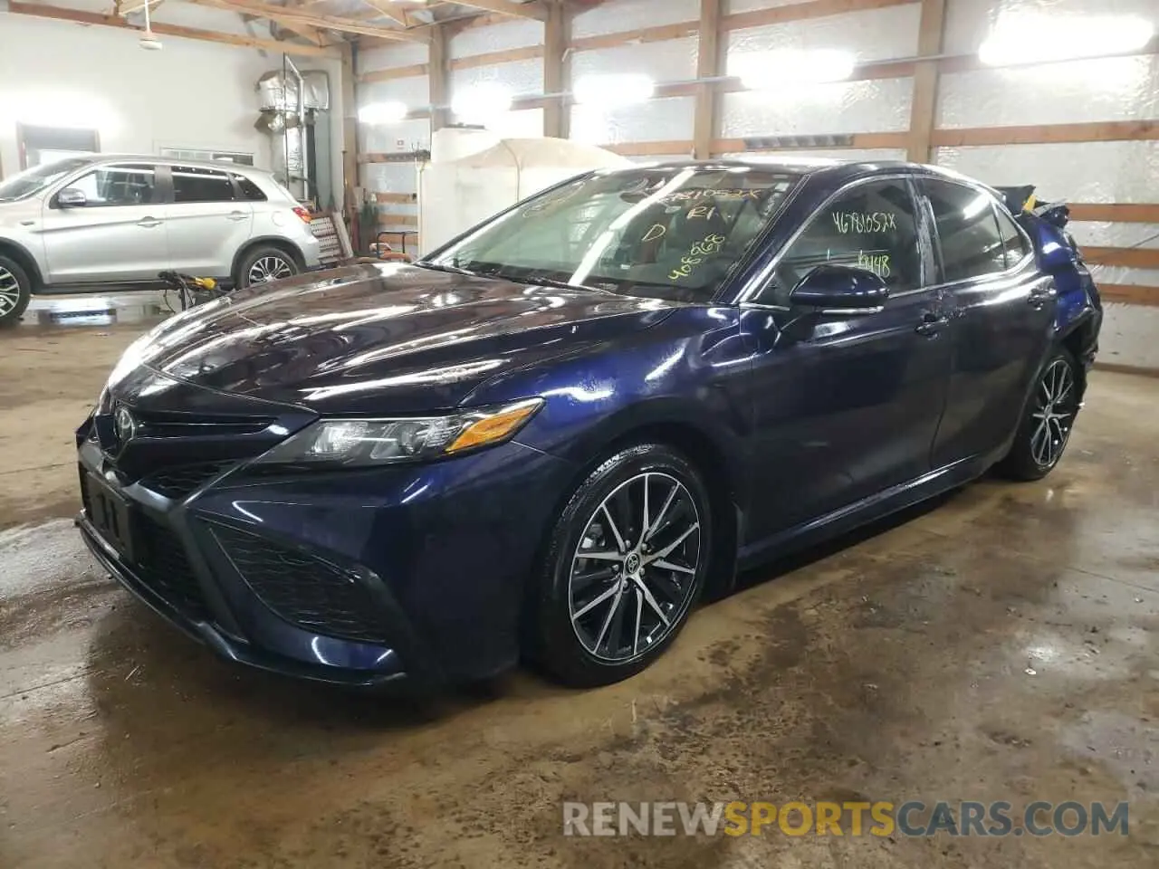 2 fotografías del automóvil dañado 4T1T11AK1MU408968 TOYOTA CAMRY 2021