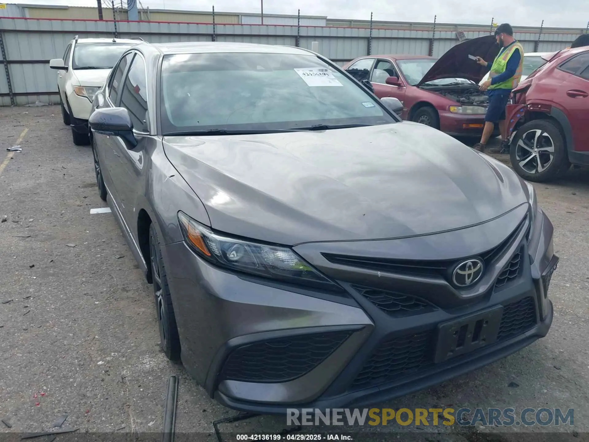 1 fotografías del automóvil dañado 4T1T11AK1MU521870 TOYOTA CAMRY 2021