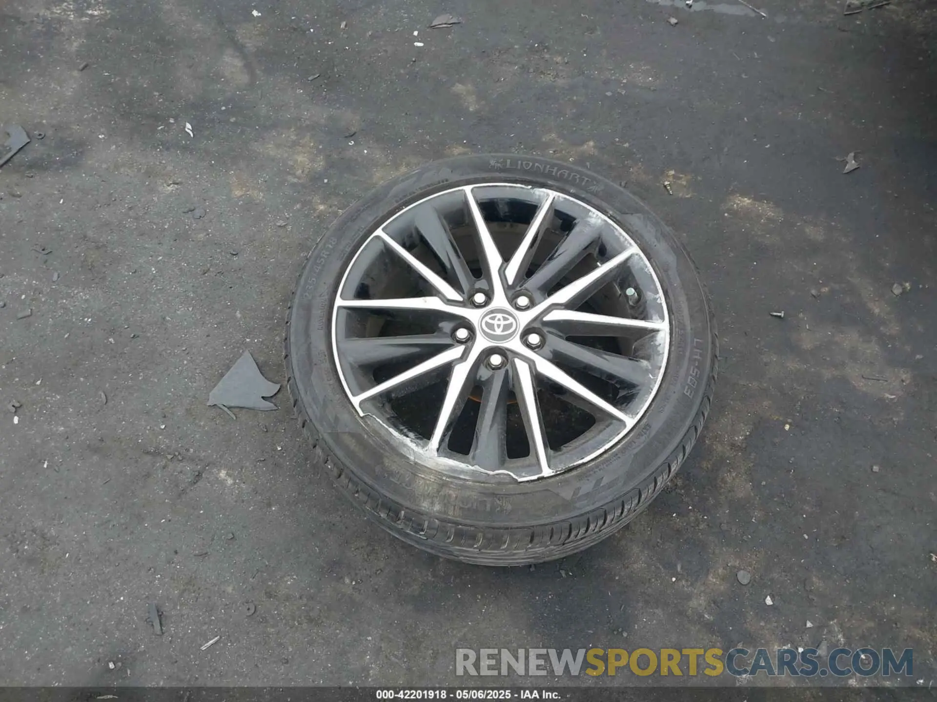 12 fotografías del automóvil dañado 4T1T11AK1MU561608 TOYOTA CAMRY 2021