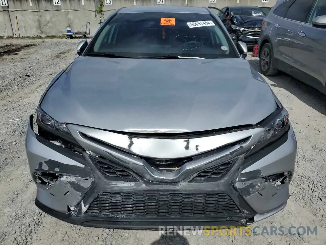 5 fotografías del automóvil dañado 4T1T11AK1MU562662 TOYOTA CAMRY 2021