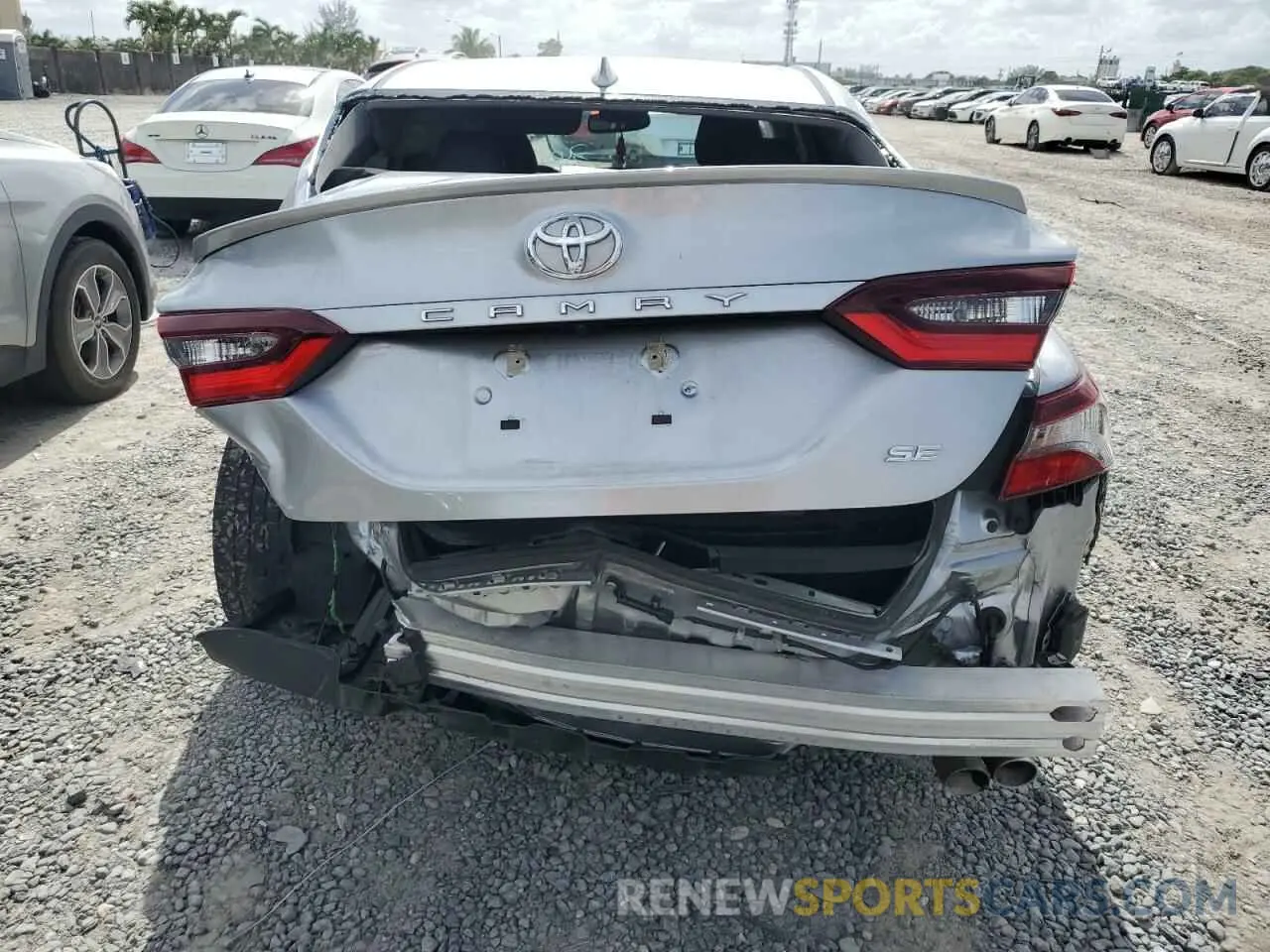 6 fotografías del automóvil dañado 4T1T11AK1MU562662 TOYOTA CAMRY 2021