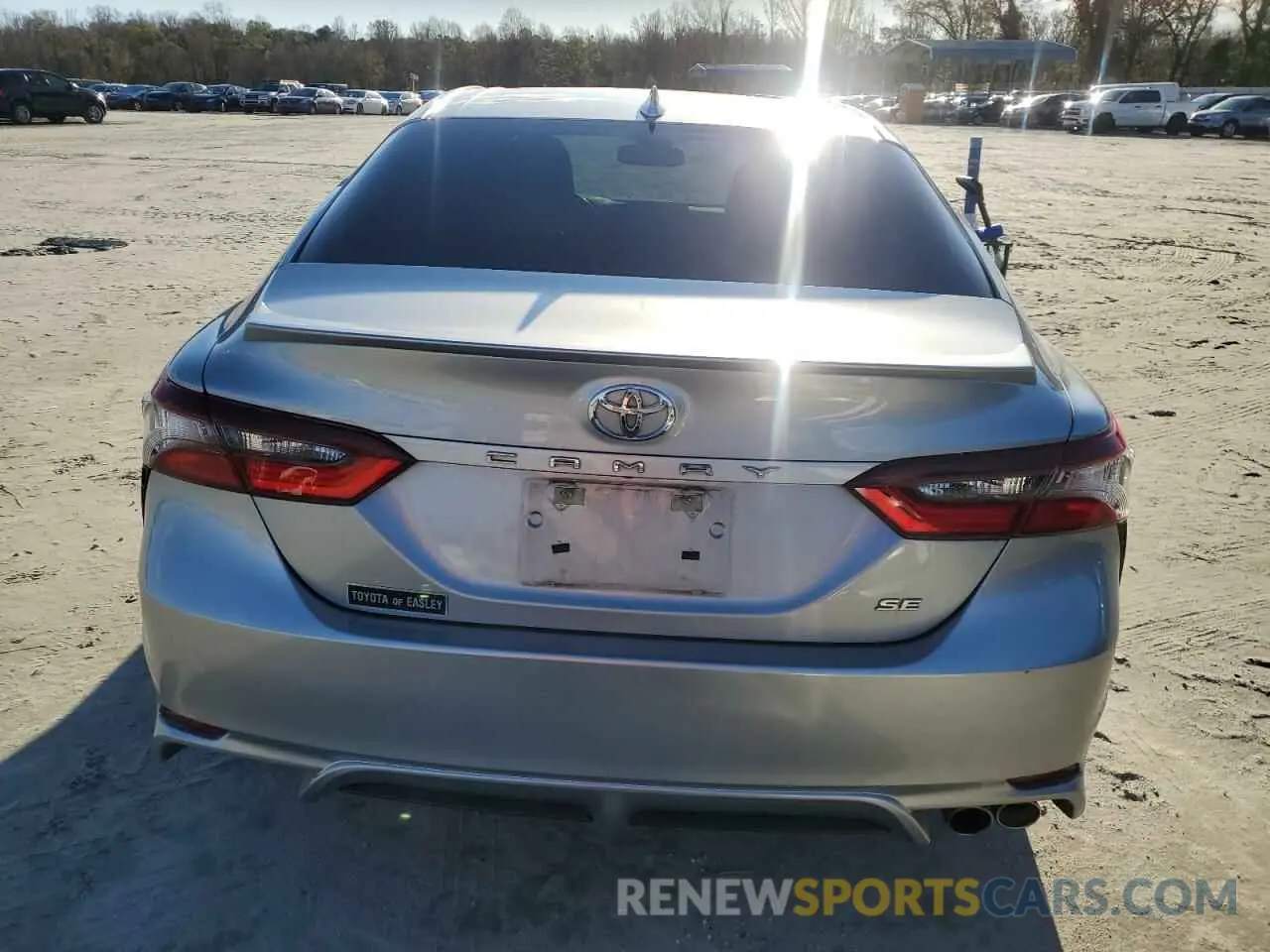 6 fotografías del automóvil dañado 4T1T11AK2MU527693 TOYOTA CAMRY 2021