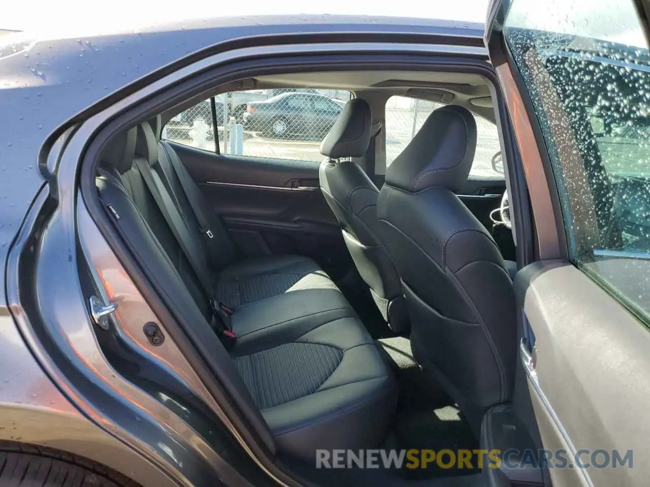 10 fotografías del automóvil dañado 4T1T11AK2MU531145 TOYOTA CAMRY 2021