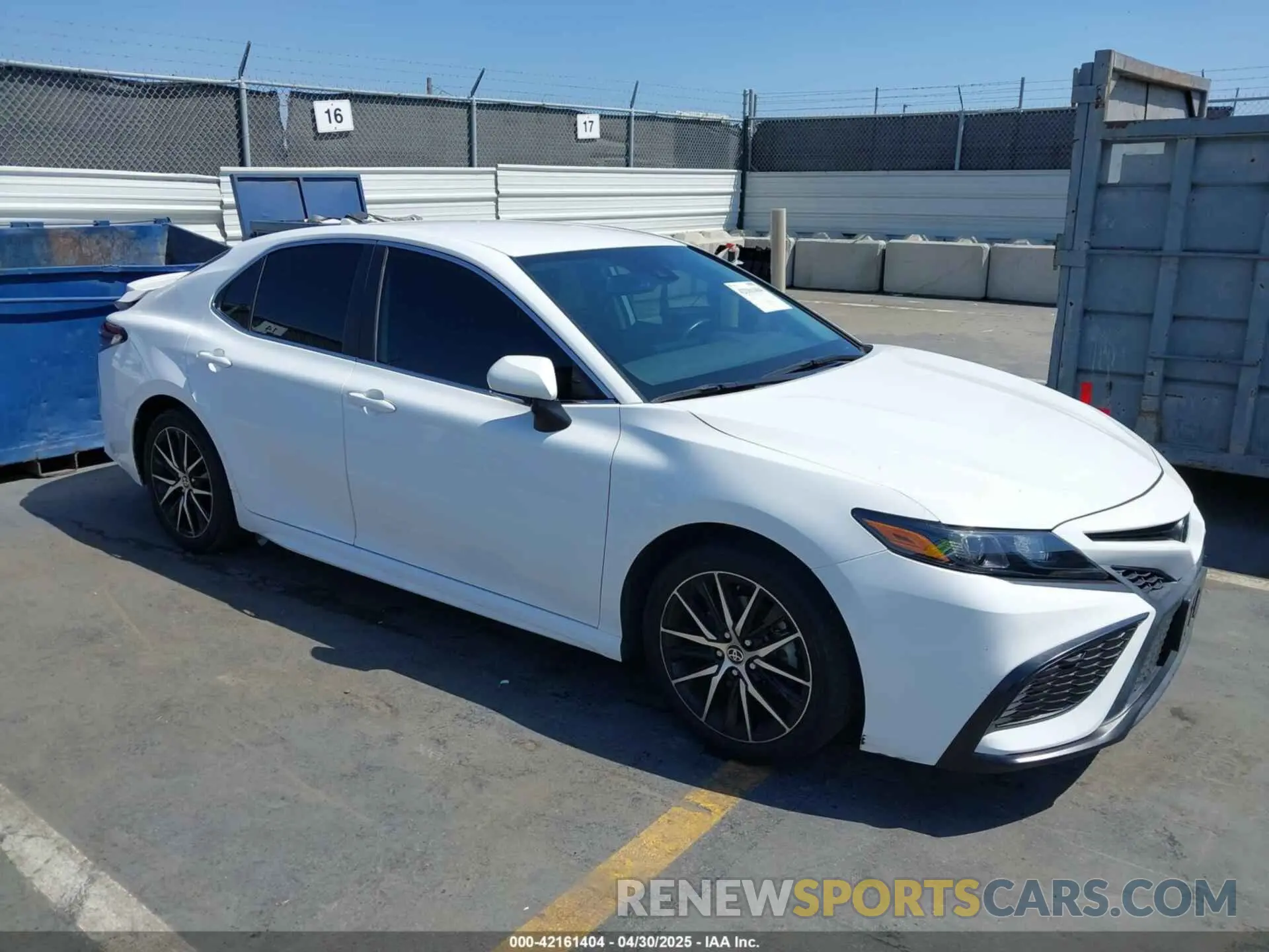 1 fotografías del automóvil dañado 4T1T11AK2MU563383 TOYOTA CAMRY 2021