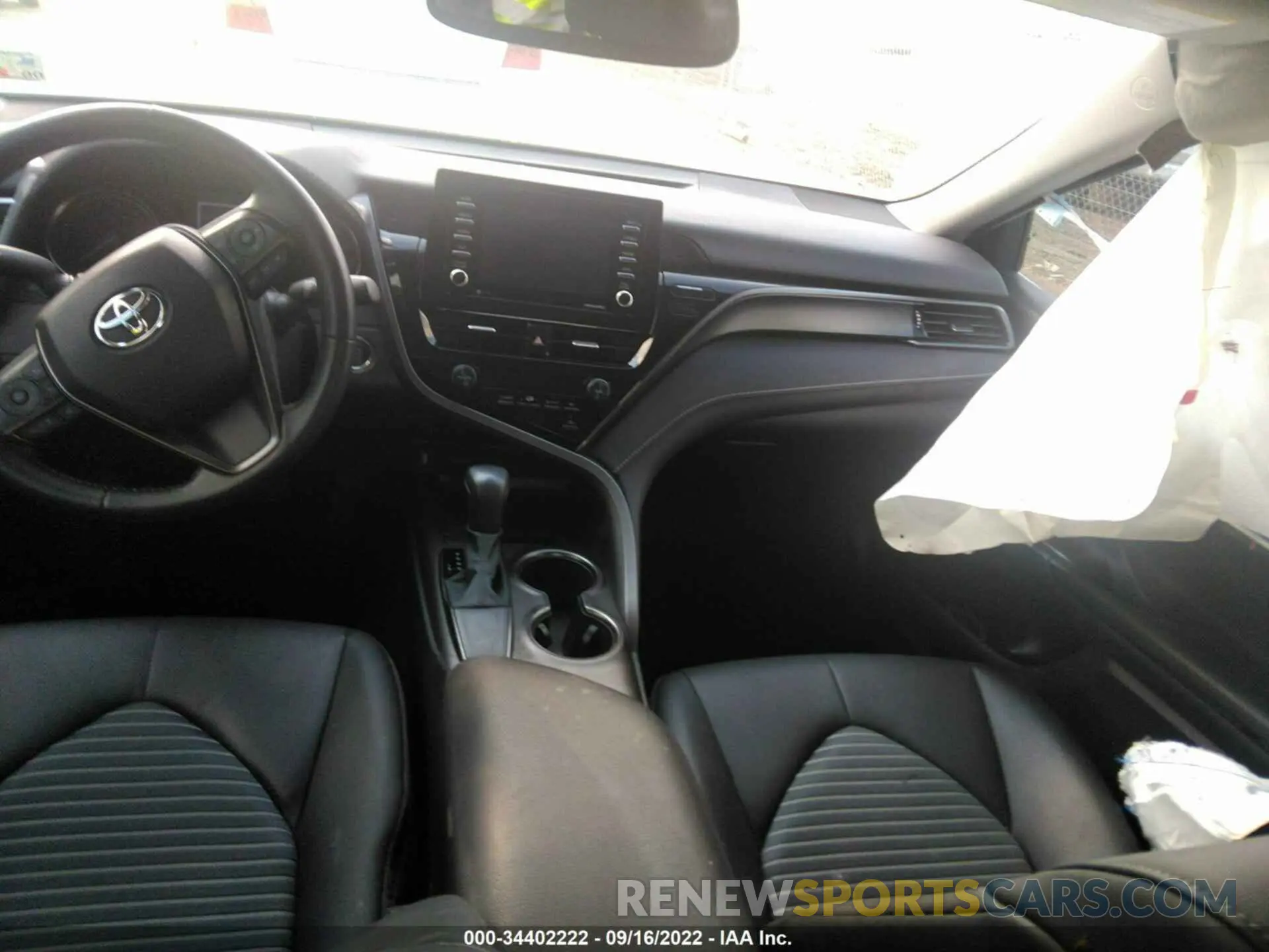 5 fotografías del automóvil dañado 4T1T11AK4MU430043 TOYOTA CAMRY 2021
