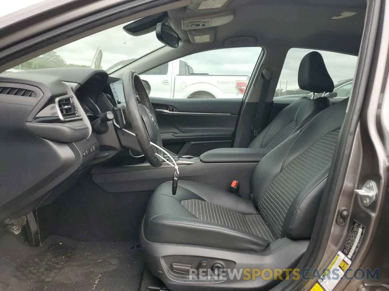 7 fotografías del automóvil dañado 4T1T11AK4MU440121 TOYOTA CAMRY 2021
