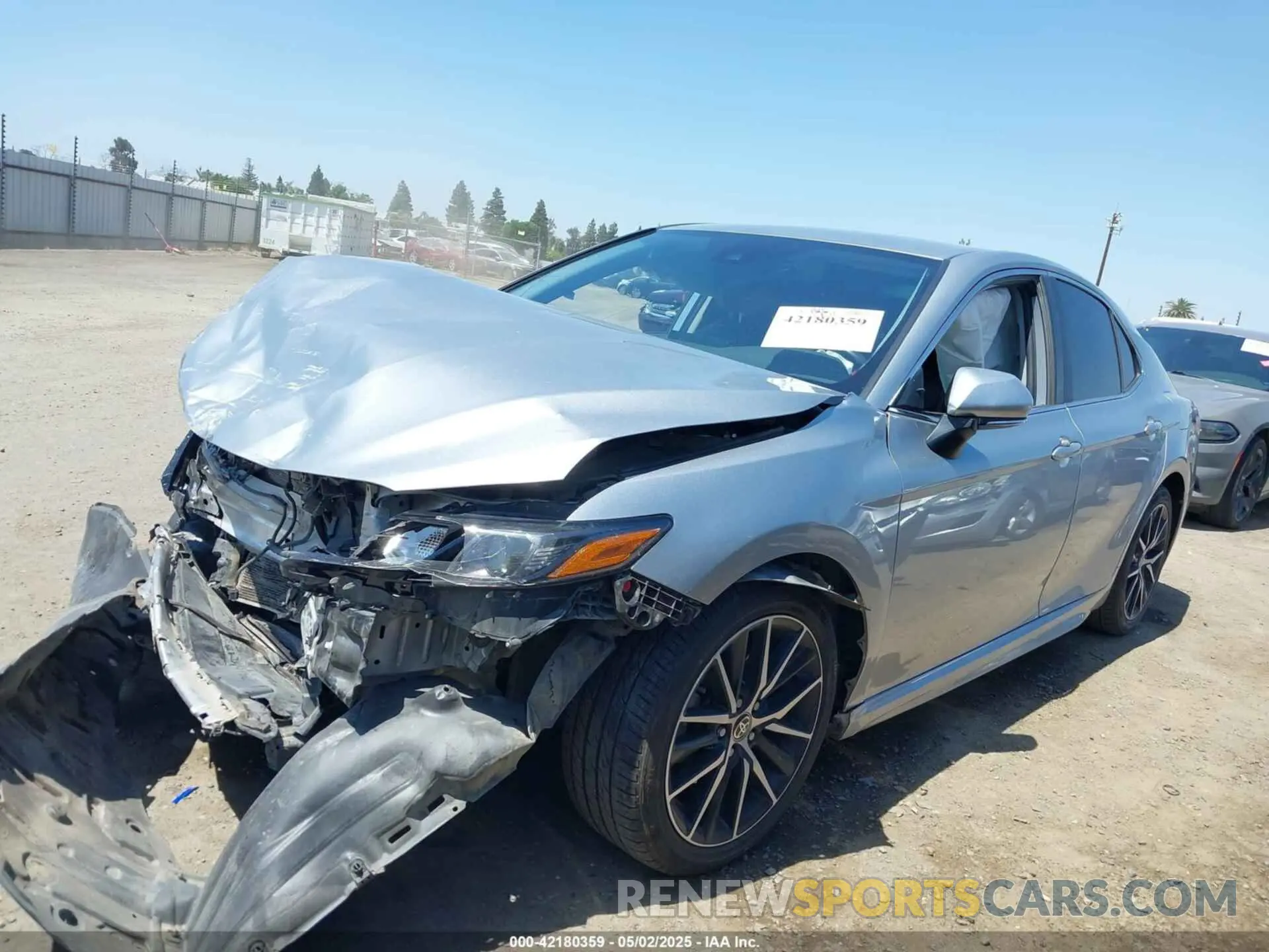 14 fotografías del automóvil dañado 4T1T11AK4MU532359 TOYOTA CAMRY 2021