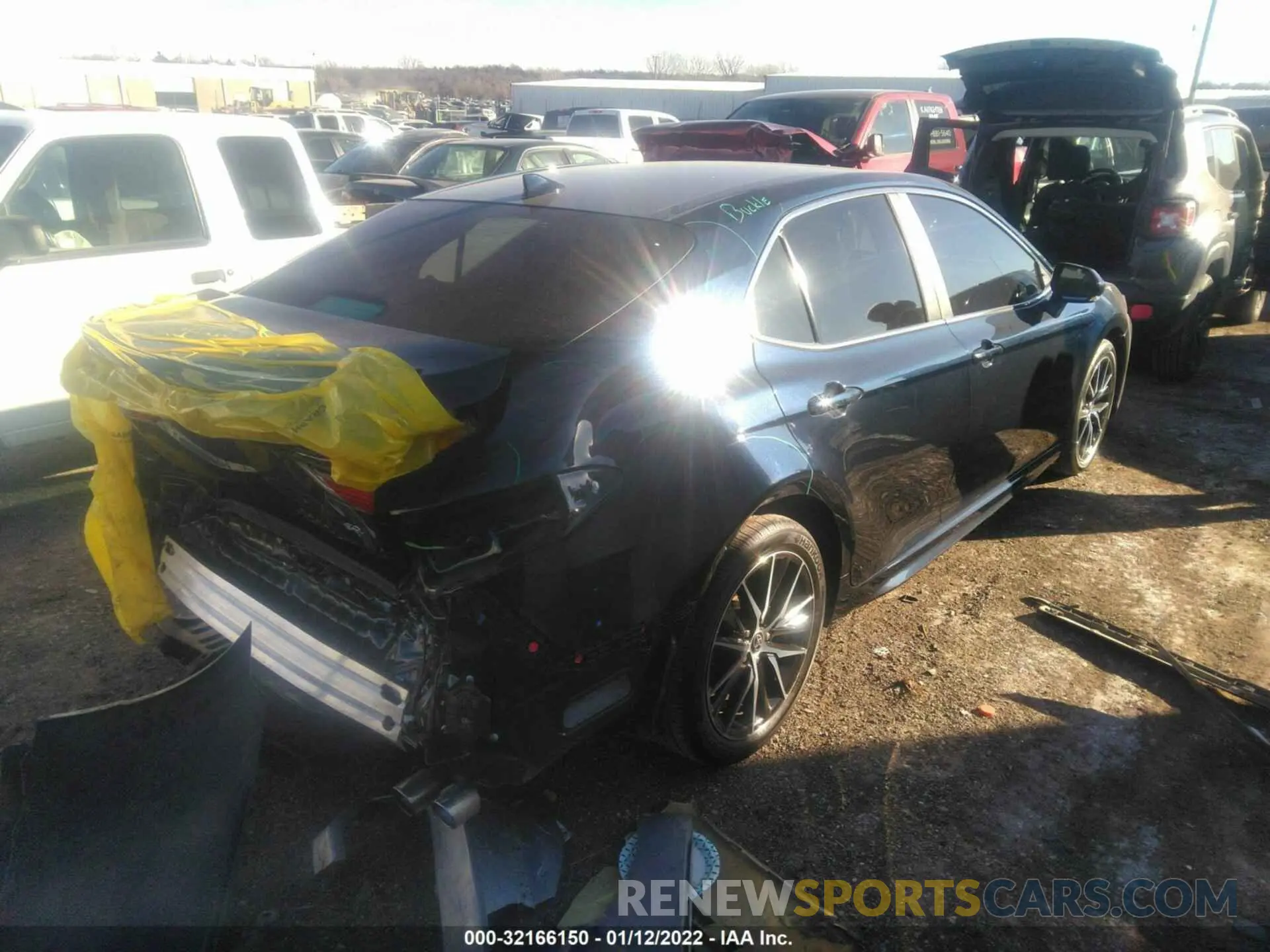4 fotografías del automóvil dañado 4T1T11AK4MU546486 TOYOTA CAMRY 2021
