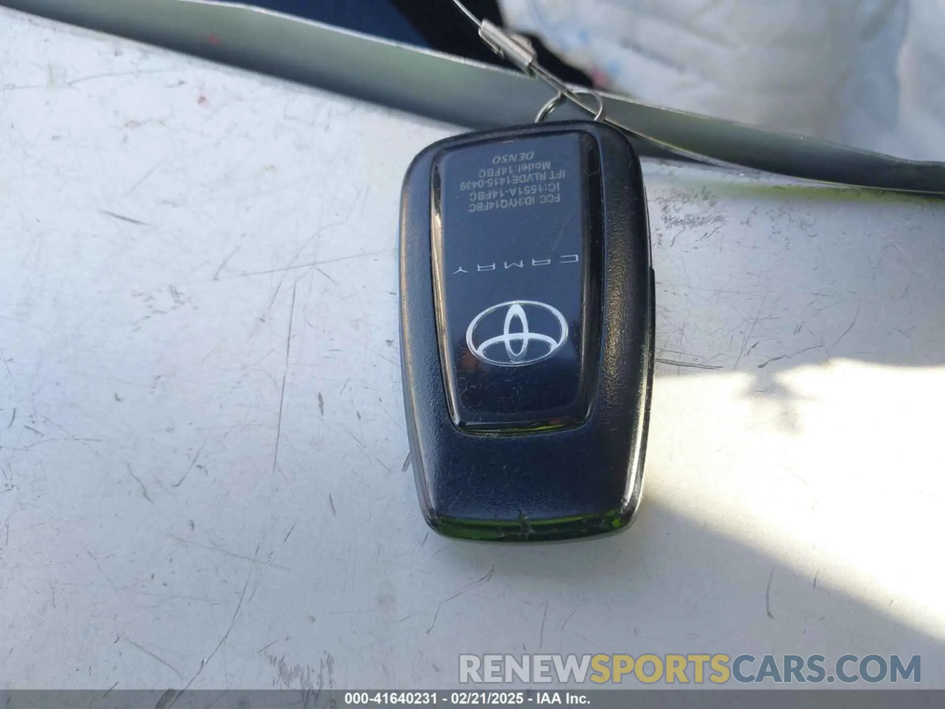 11 fotografías del automóvil dañado 4T1T11AK4MU568827 TOYOTA CAMRY 2021