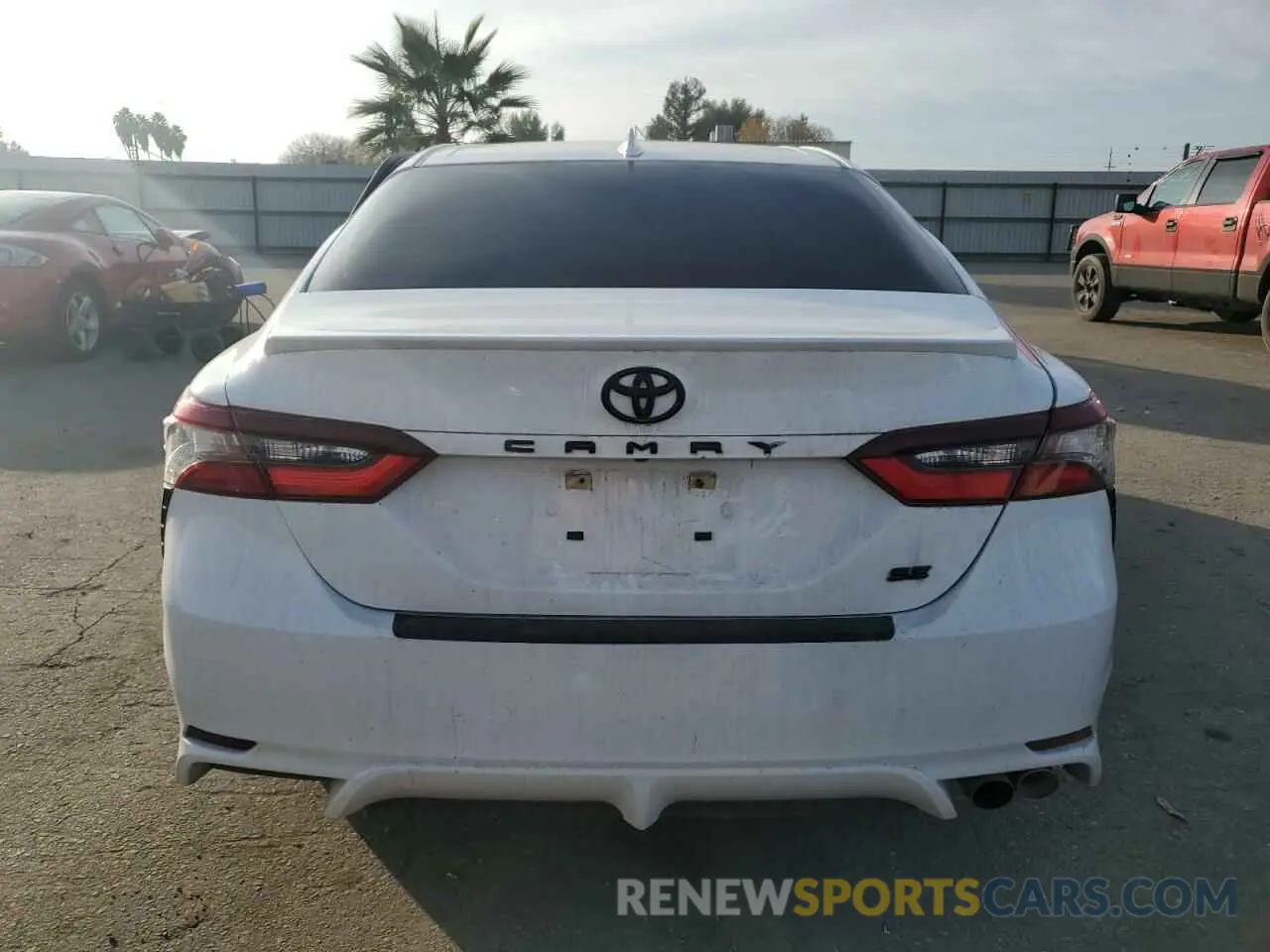 6 fotografías del automóvil dañado 4T1T11AK5MU432626 TOYOTA CAMRY 2021