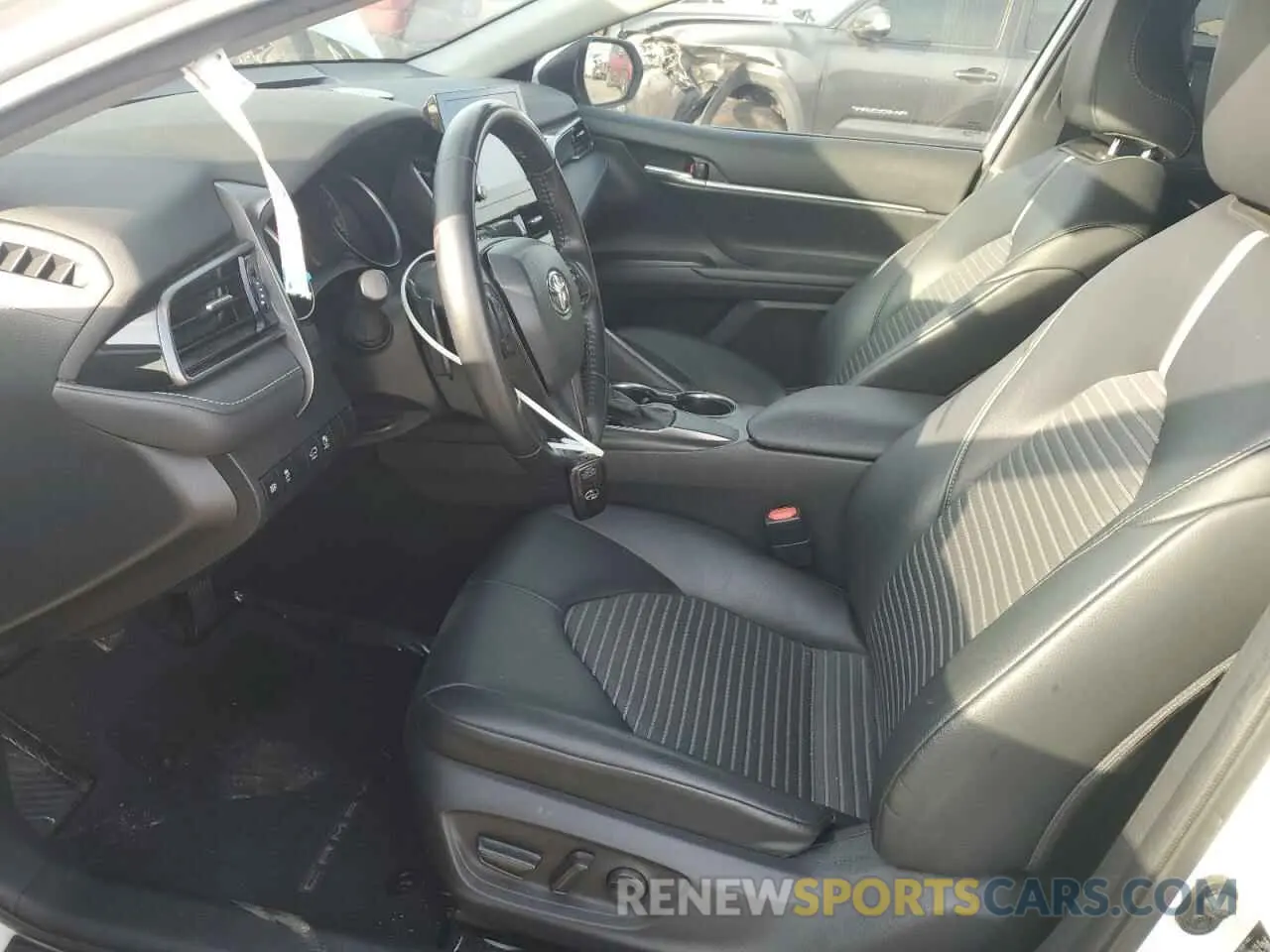 7 fotografías del automóvil dañado 4T1T11AK5MU432626 TOYOTA CAMRY 2021