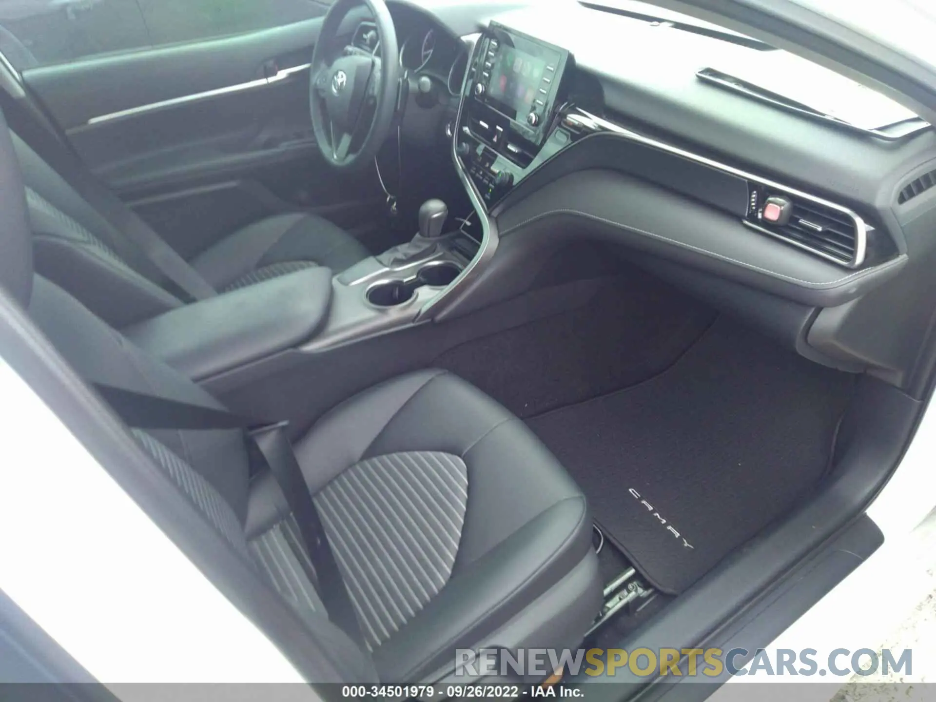5 fotografías del automóvil dañado 4T1T11AK6MU428570 TOYOTA CAMRY 2021