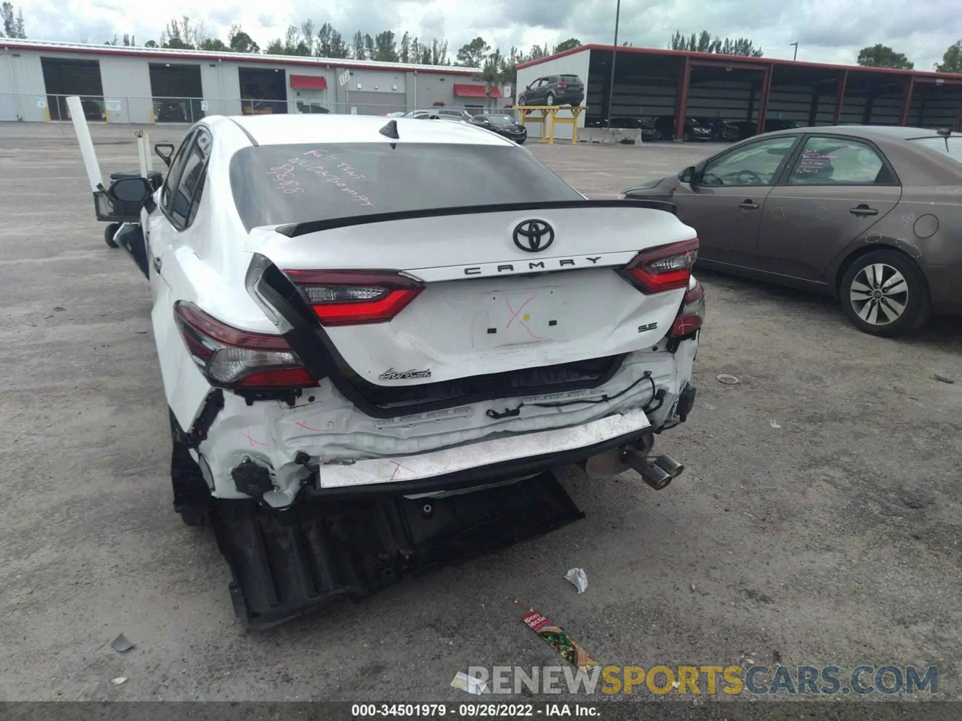 6 fotografías del automóvil dañado 4T1T11AK6MU428570 TOYOTA CAMRY 2021