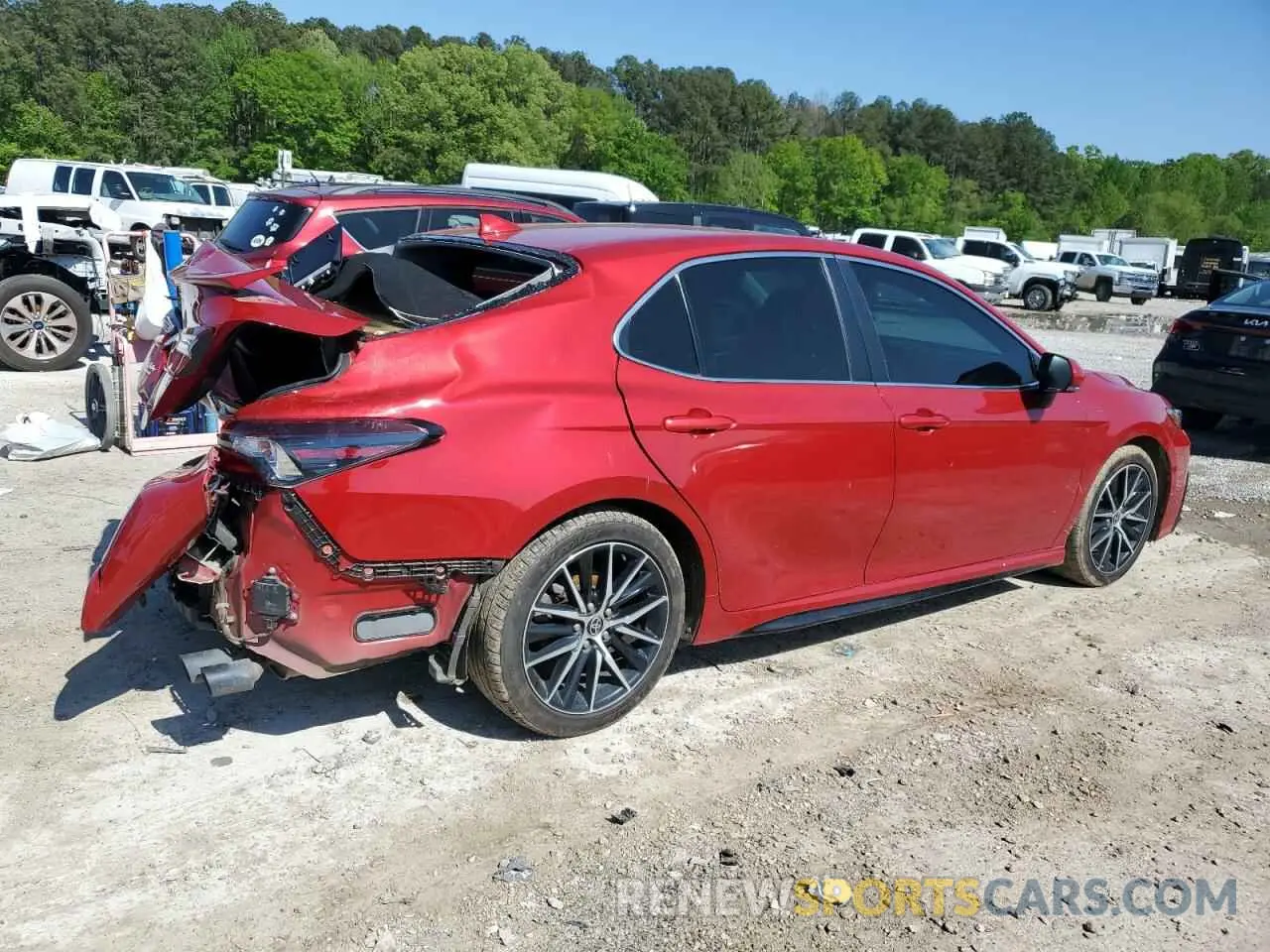 3 fotografías del automóvil dañado 4T1T11AK6MU457566 TOYOTA CAMRY 2021