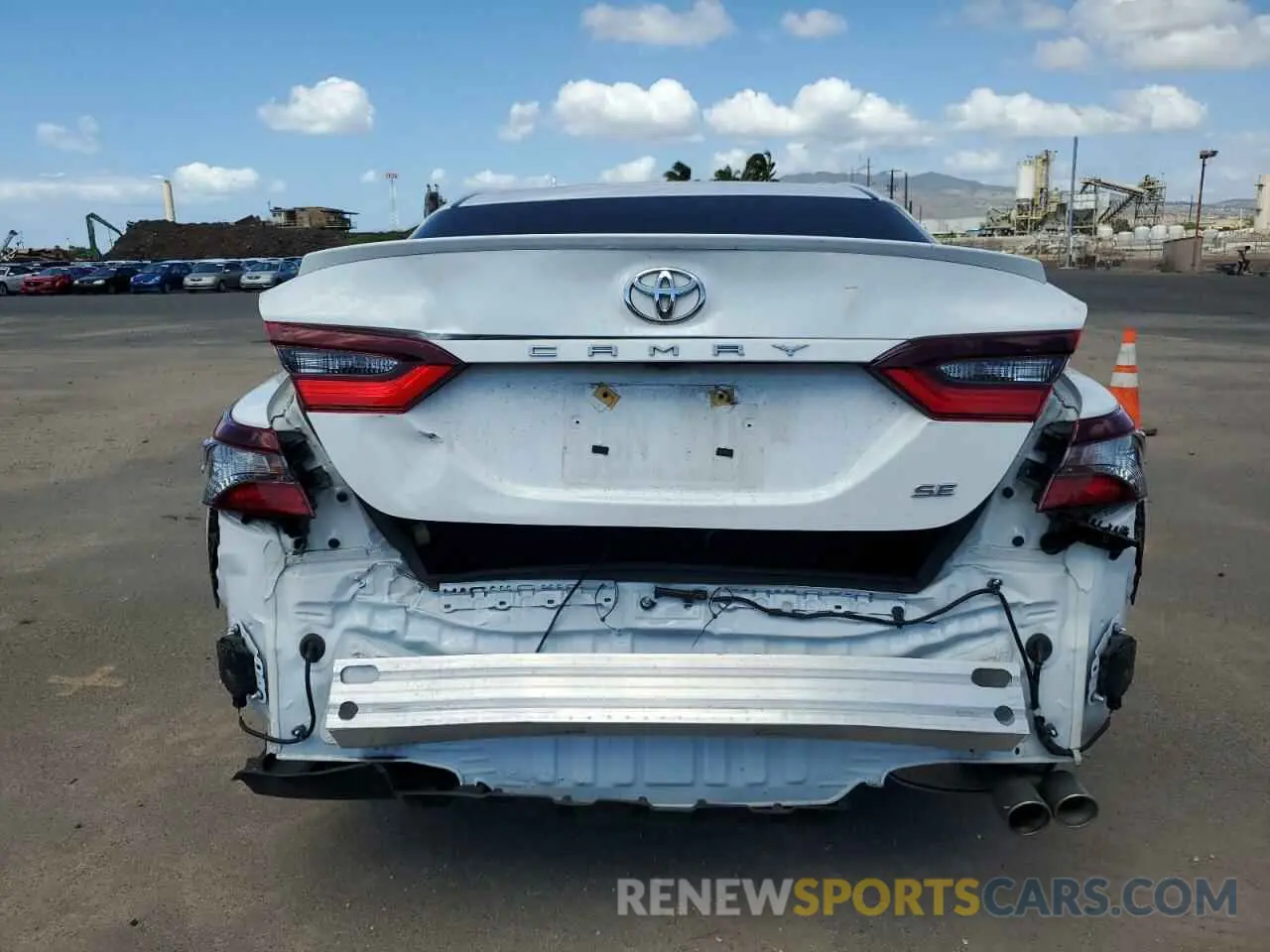 6 fotografías del automóvil dañado 4T1T11AK6MU483679 TOYOTA CAMRY 2021