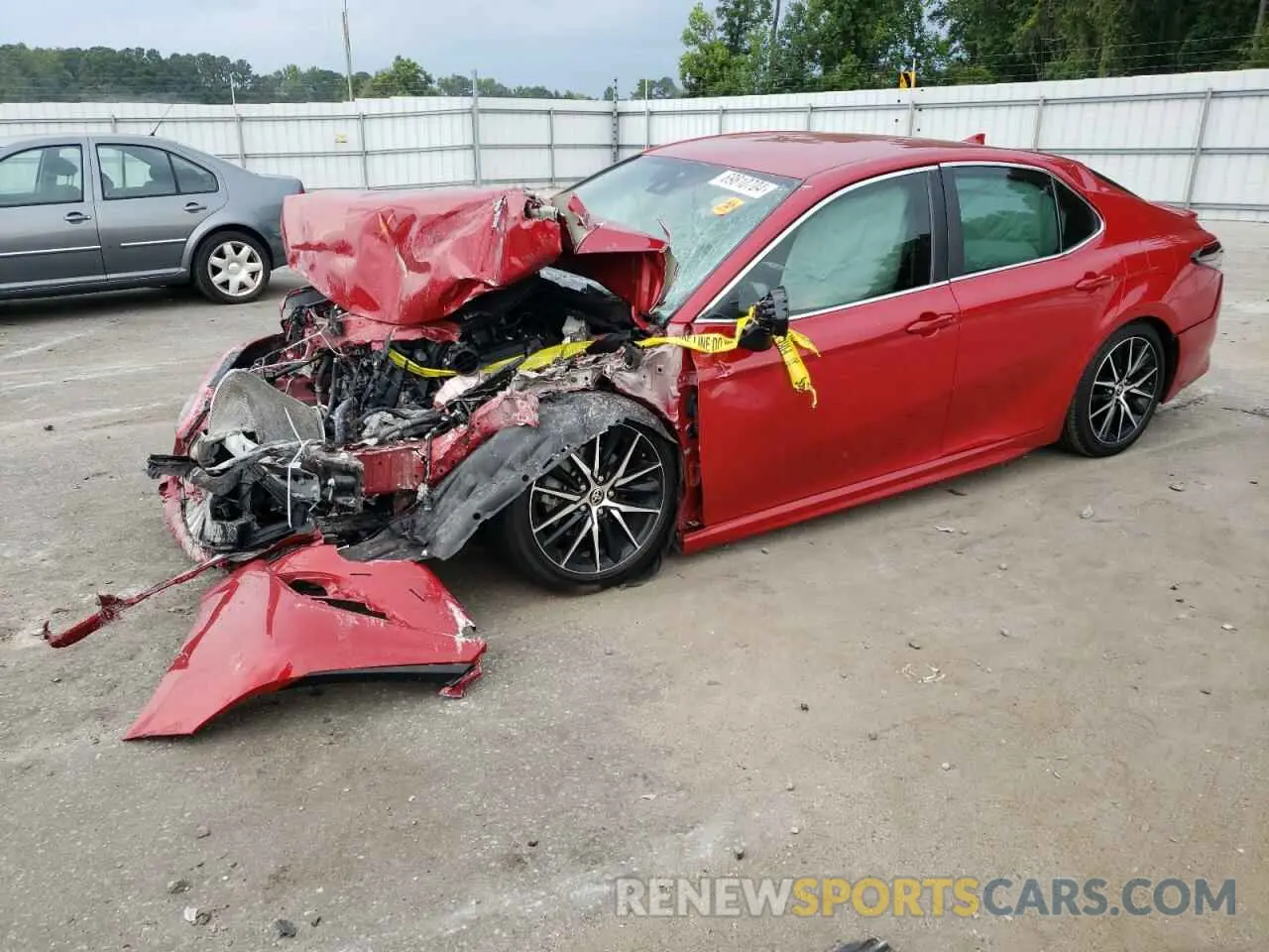 1 fotografías del automóvil dañado 4T1T11AK7MU490320 TOYOTA CAMRY 2021