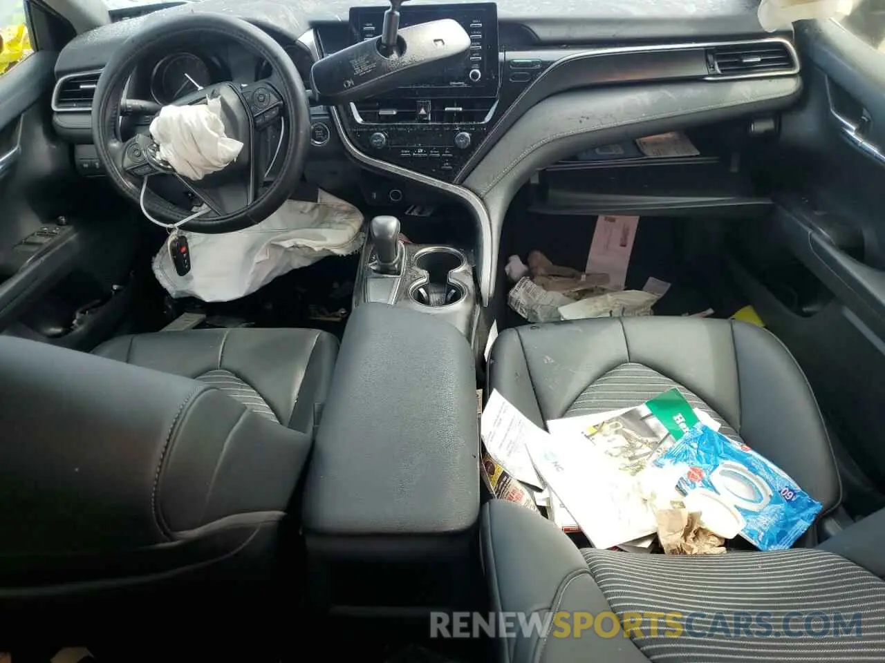 8 fotografías del automóvil dañado 4T1T11AK7MU490320 TOYOTA CAMRY 2021