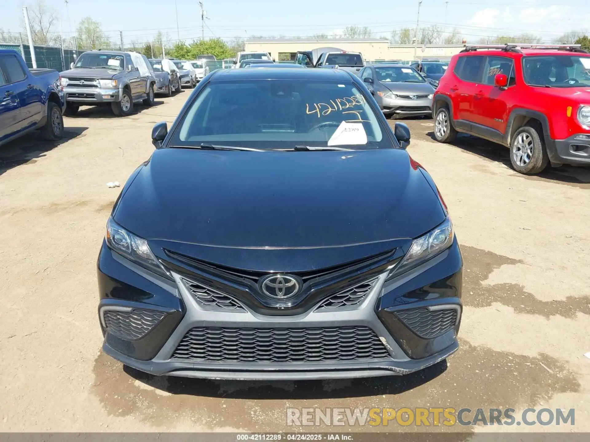 6 fotografías del automóvil dañado 4T1T11AK7MU556980 TOYOTA CAMRY 2021