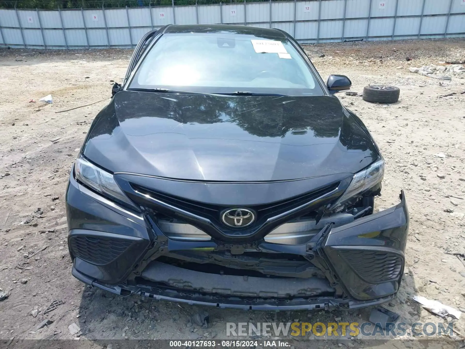13 fotografías del automóvil dañado 4T1T11AK8MU479486 TOYOTA CAMRY 2021