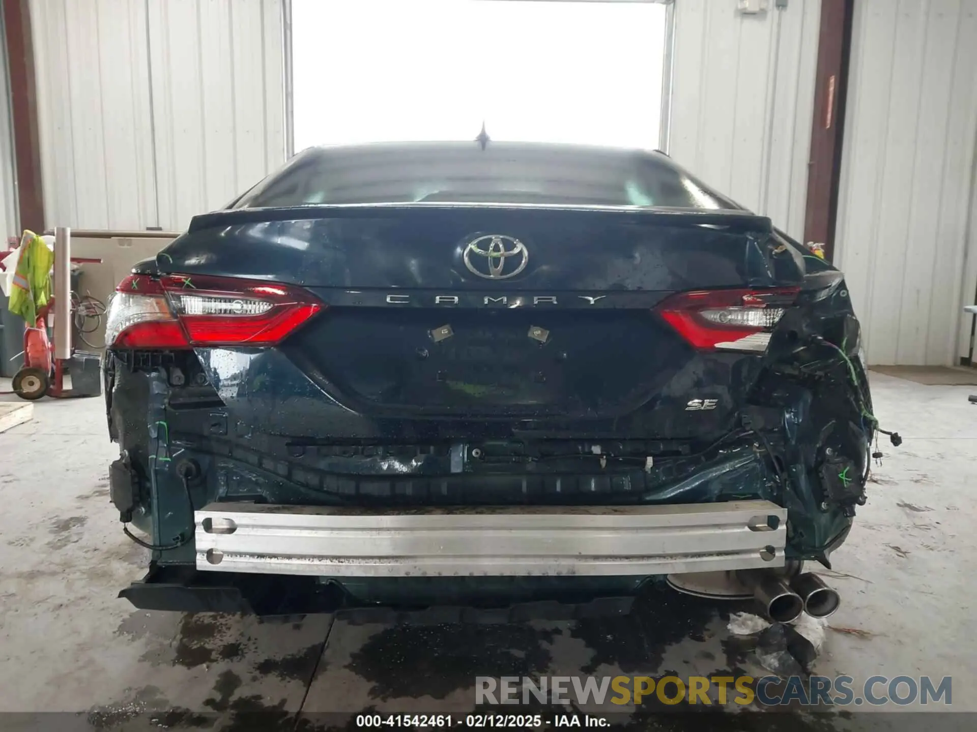 16 fotografías del automóvil dañado 4T1T11AK8MU480461 TOYOTA CAMRY 2021