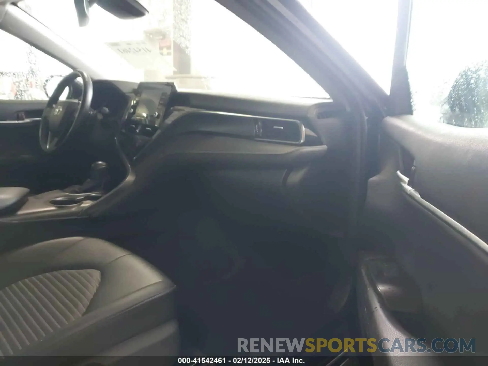 5 fotografías del automóvil dañado 4T1T11AK8MU480461 TOYOTA CAMRY 2021