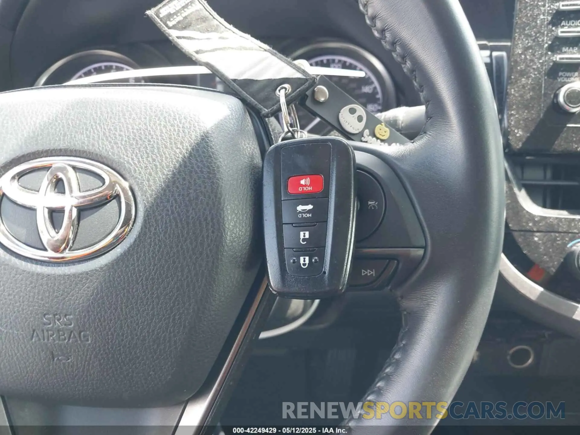 11 fotografías del automóvil dañado 4T1T11AK8MU525883 TOYOTA CAMRY 2021