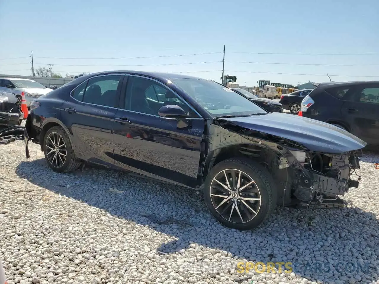 4 fotografías del automóvil dañado 4T1T11AK8MU575540 TOYOTA CAMRY 2021