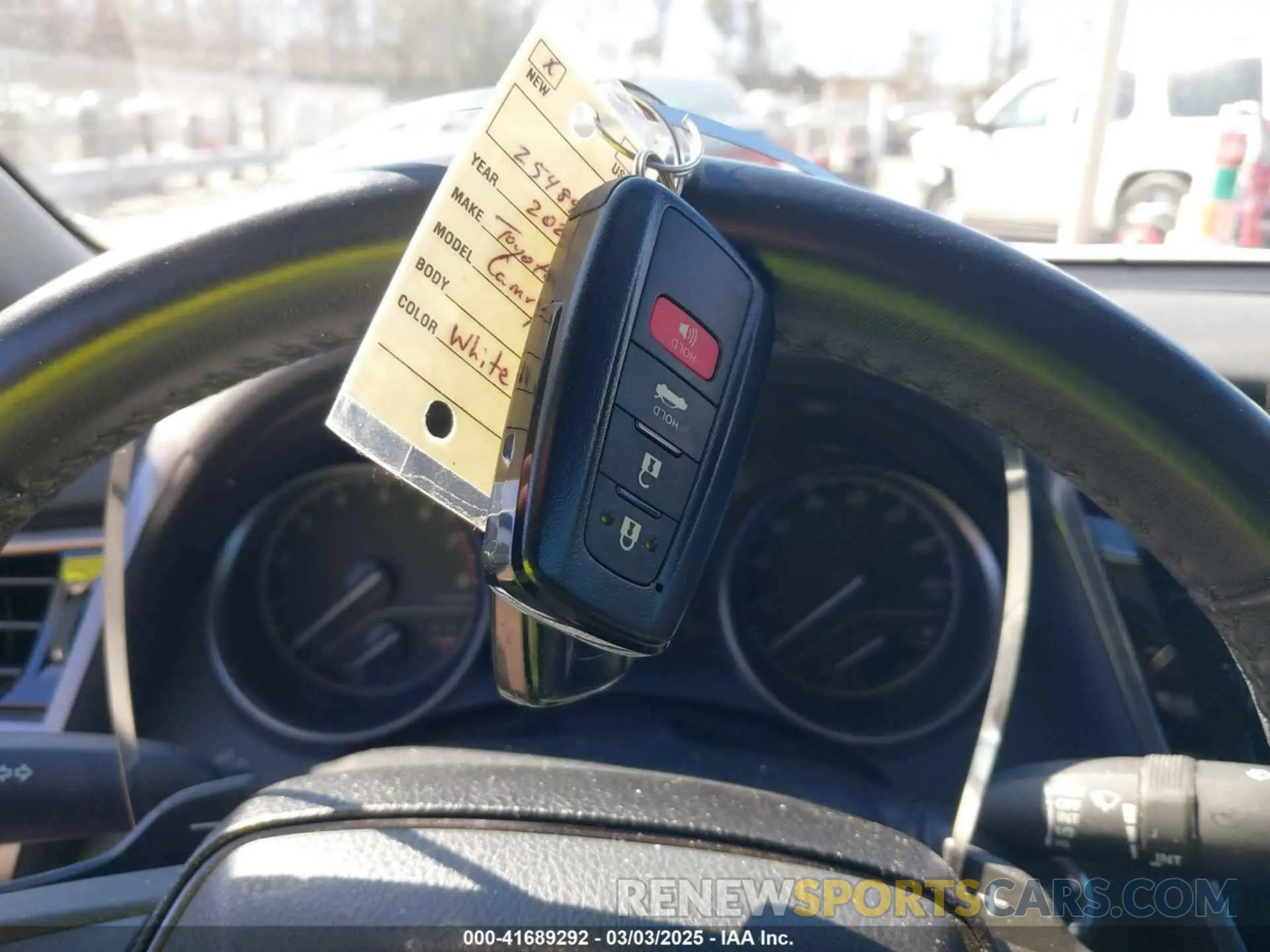 11 fotografías del automóvil dañado 4T1T11AK9MU482543 TOYOTA CAMRY 2021