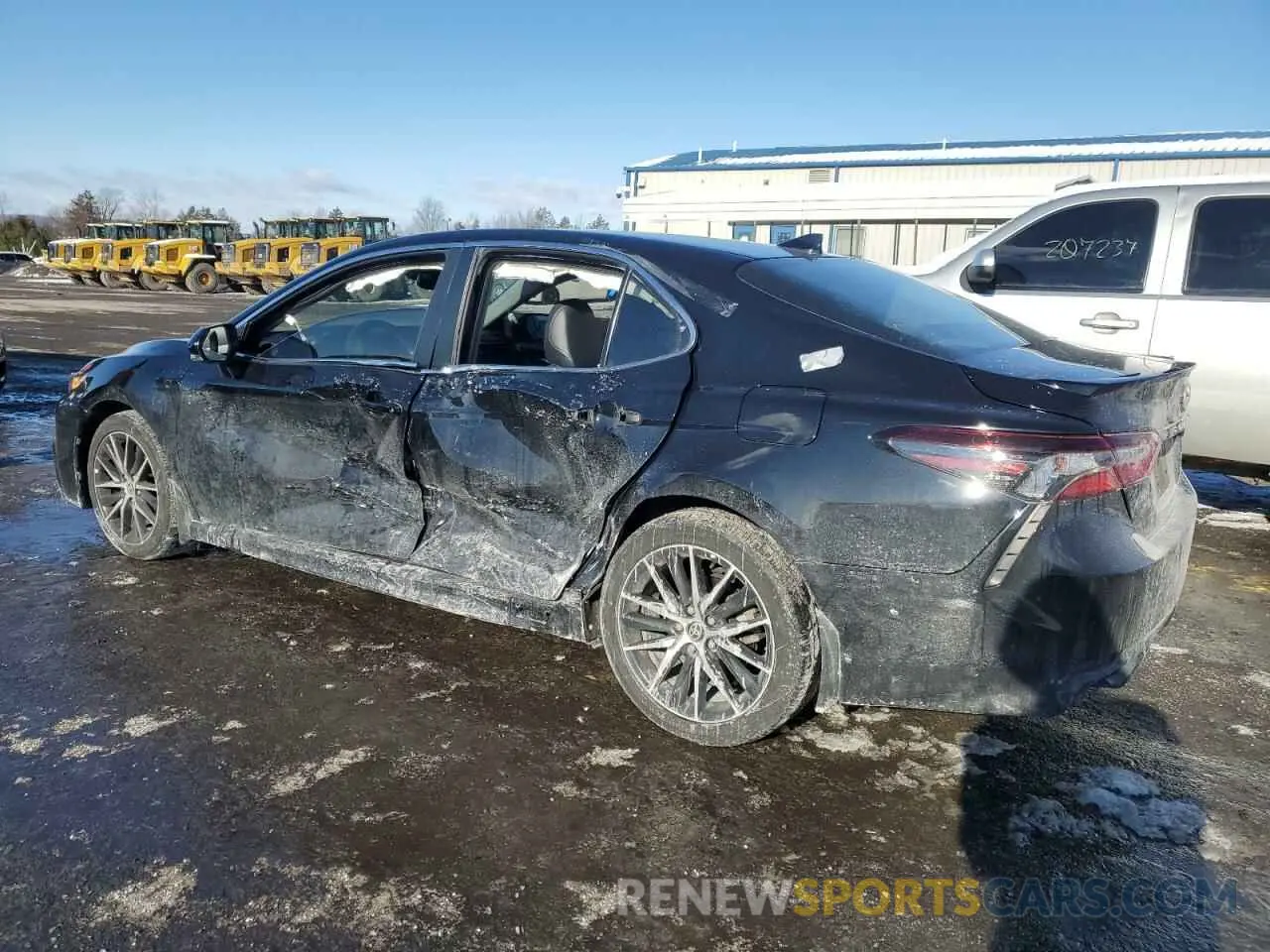 2 fotografías del automóvil dañado 4T1T11AK9MU566877 TOYOTA CAMRY 2021